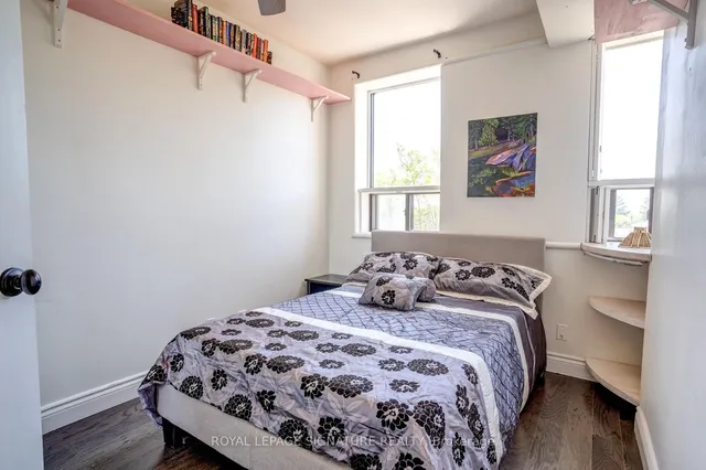 Additional property image - 2874 Keele St Unit 304