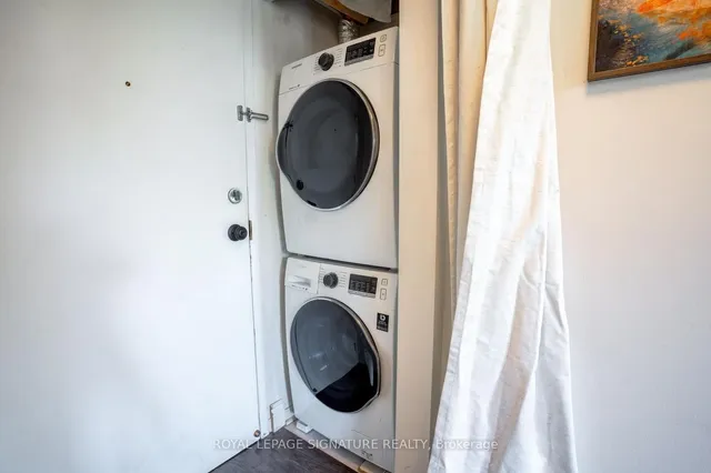 Additional property image - 2874 Keele St Unit 304