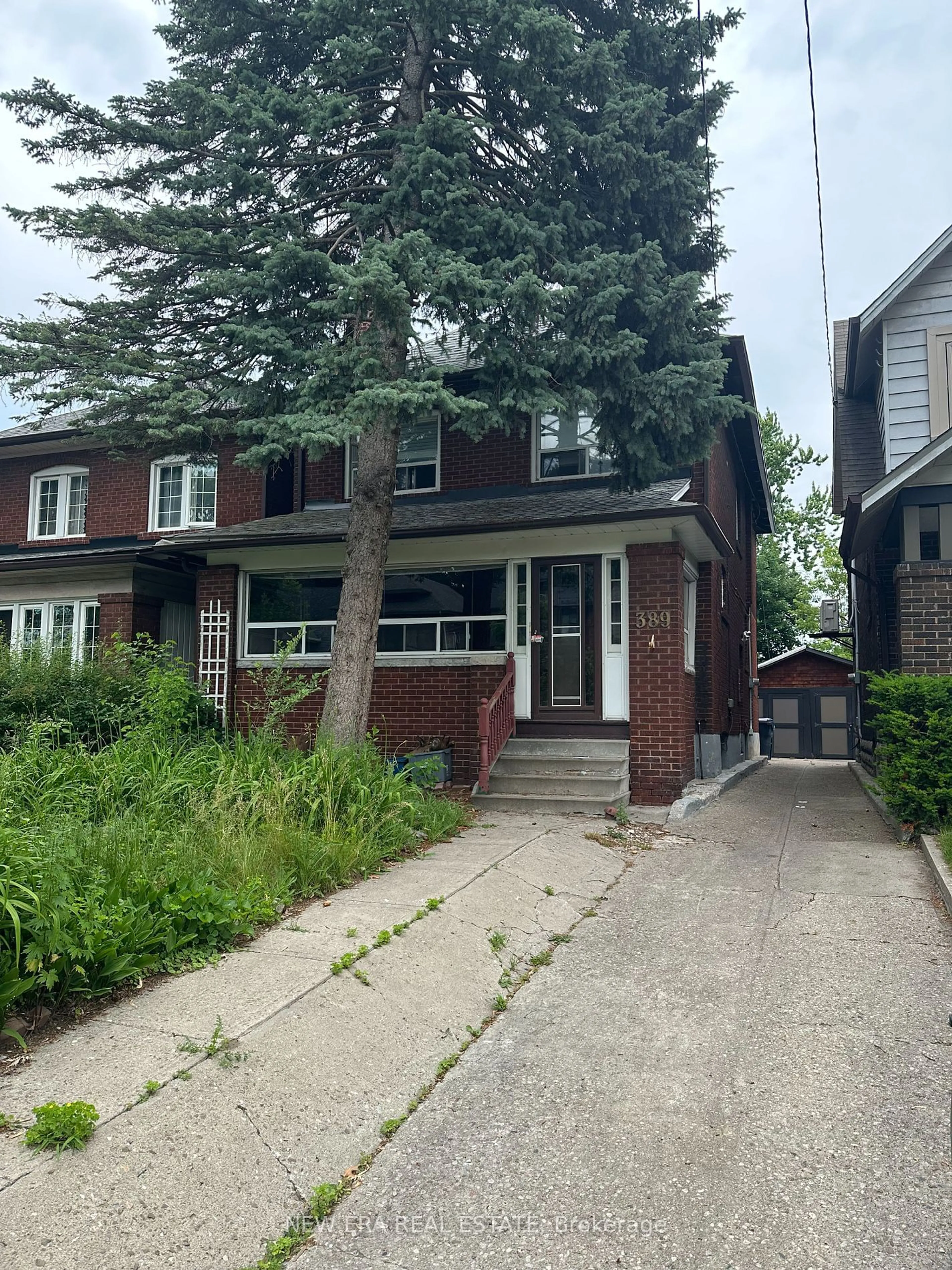 Frontside or backside of a home for 389 Beresford Ave, Toronto Ontario M6S 3B6