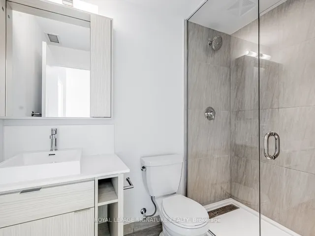 Additional property image - 251 Manitoba St Unit 824
