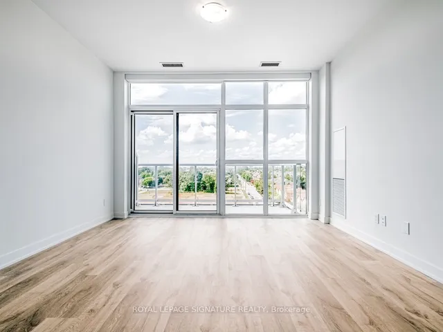 Additional property image - 251 Manitoba St Unit 824