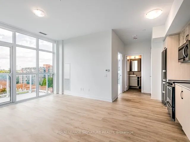 Additional property image - 251 Manitoba St Unit 824