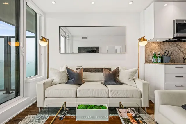 Additional property image - 1928 Lake Shore Blvd Unit 3815w