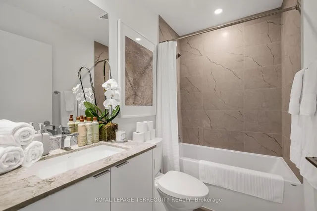 Additional property image - 1928 Lake Shore Blvd Unit 3815w