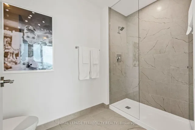 Additional property image - 1928 Lake Shore Blvd Unit 3815w