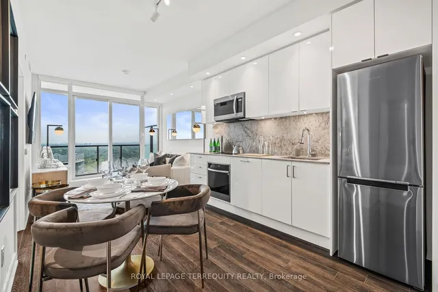 Additional property image - 1928 Lake Shore Blvd Unit 3815w