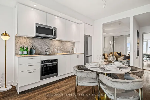Additional property image - 1928 Lake Shore Blvd Unit 3815w