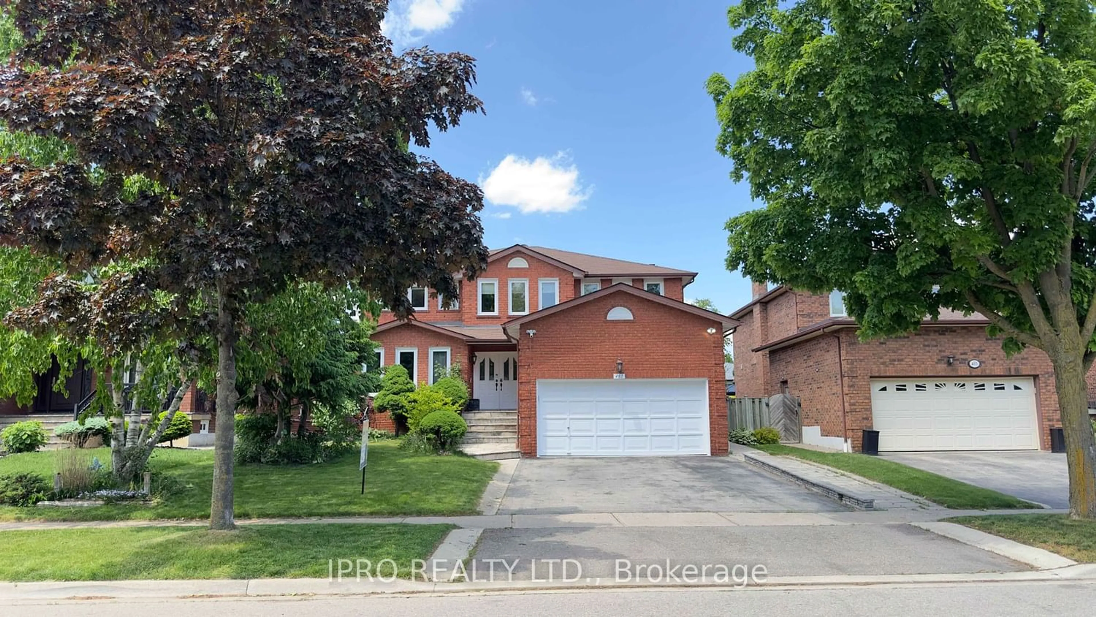 Frontside or backside of a home for 487 Cullen Ave, Mississauga Ontario L5B 2Y1