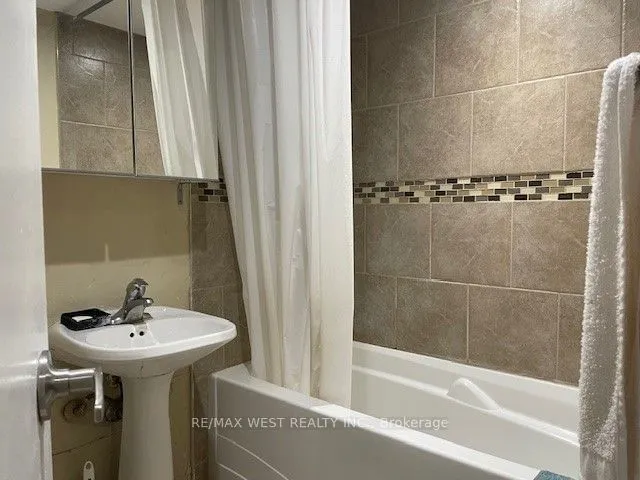 Additional property image - 100 Lotherton Ptwy Unit 1210