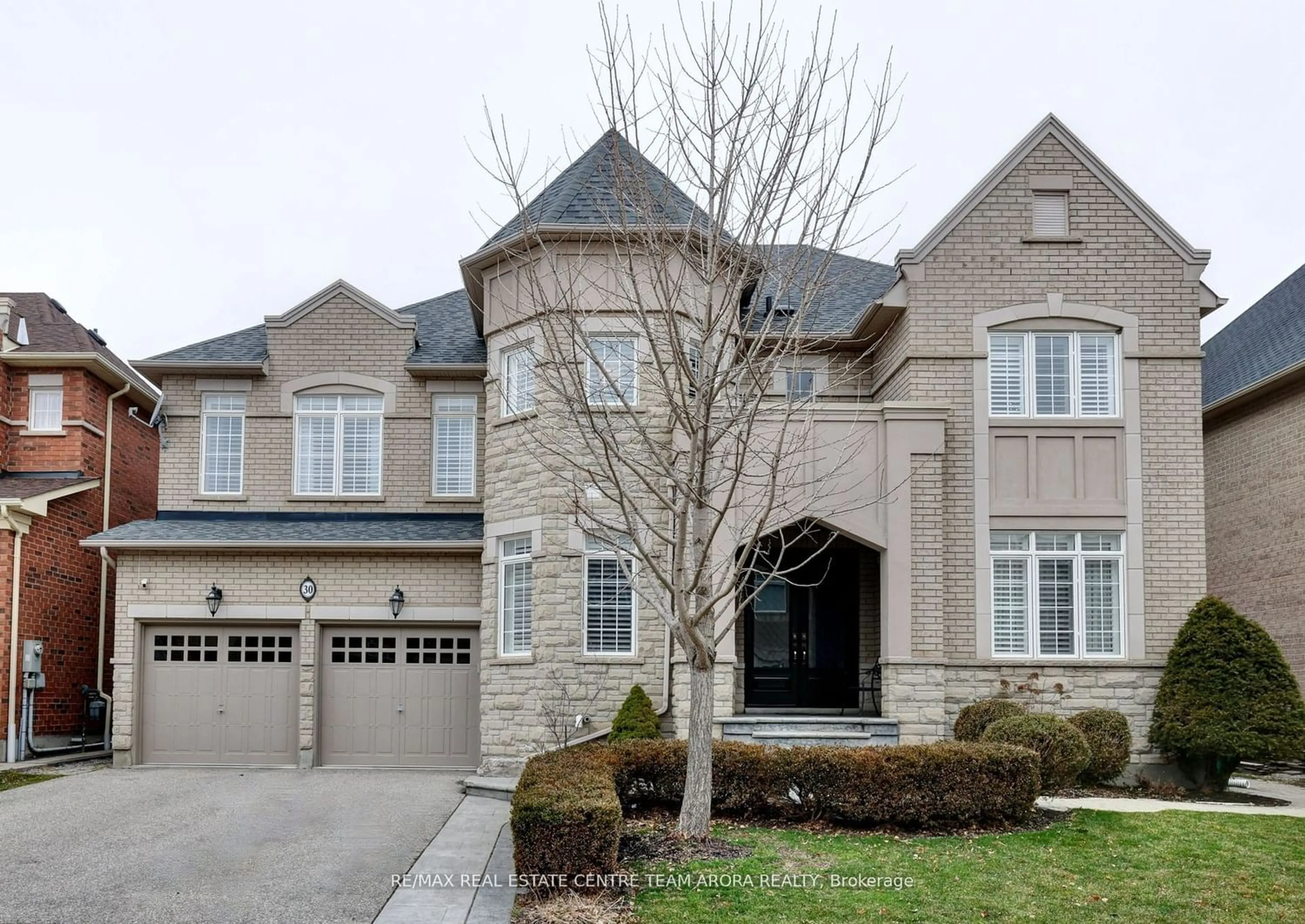 Home with brick exterior material for 30 Jacob Brill Cres, Brampton Ontario L6Y 5K5