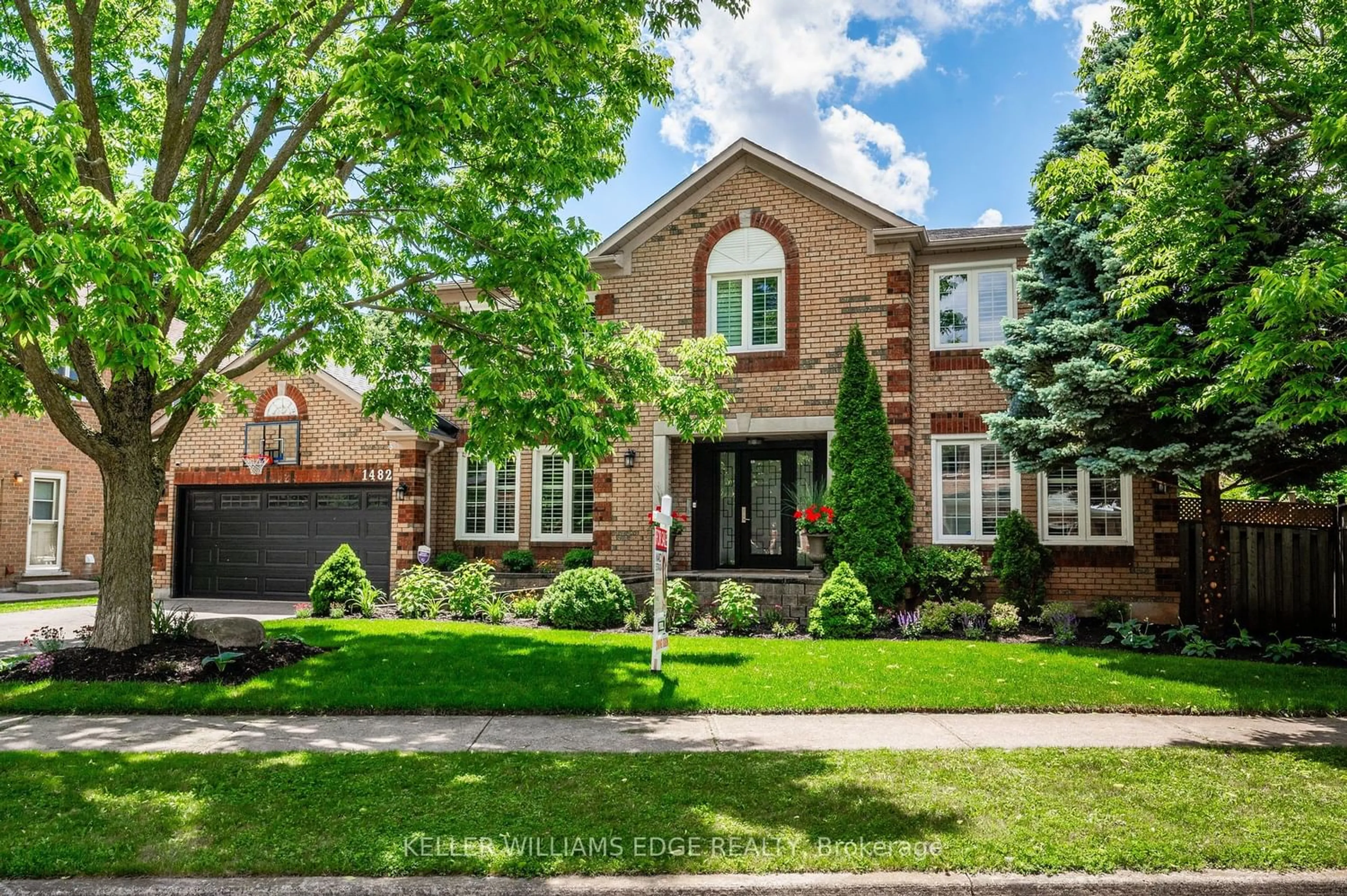 Home with brick exterior material for 1482 Parish Lane, Oakville Ontario L6M 2Z5