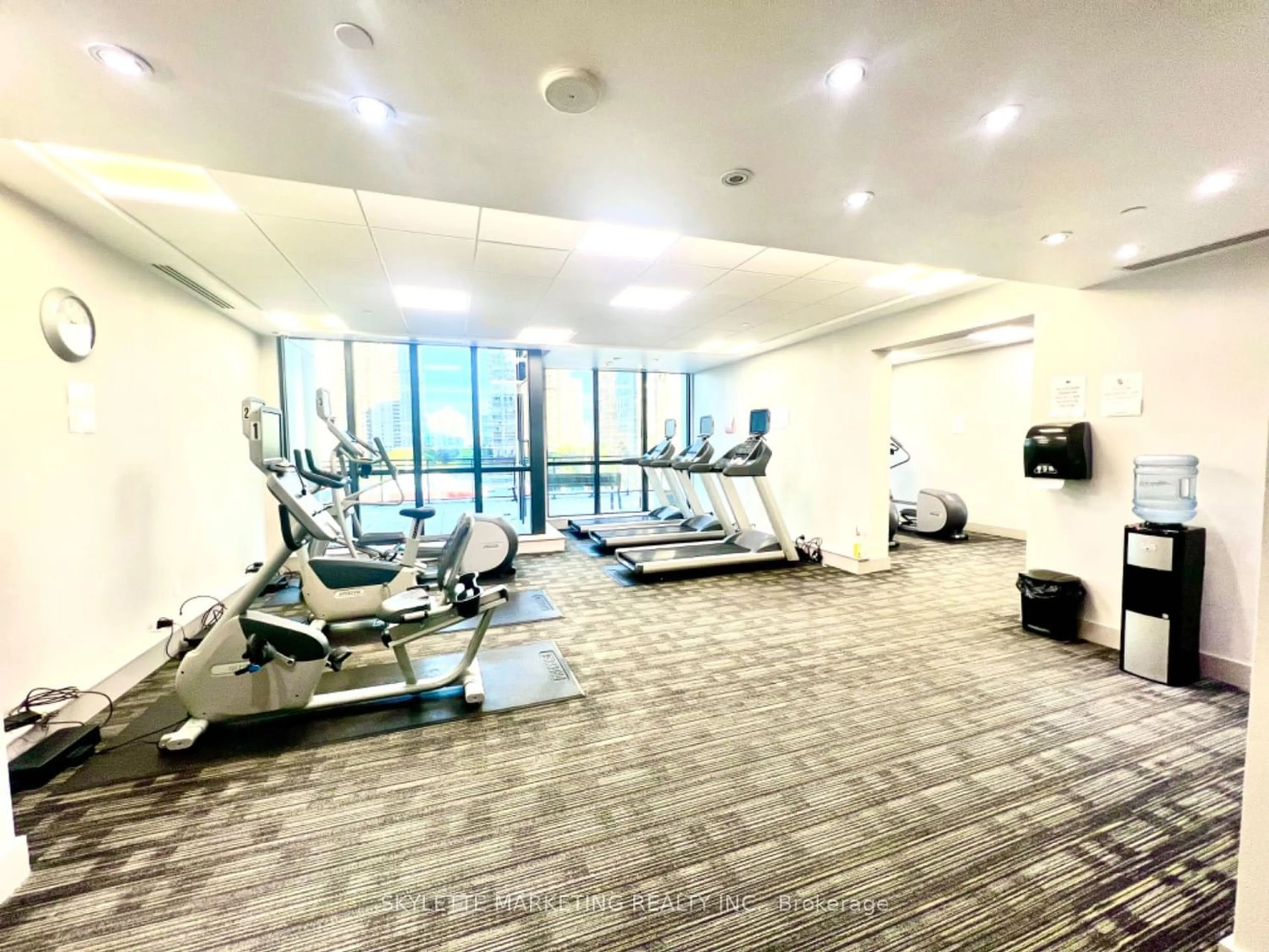 Gym or fitness room, unknown floor for 55 Eglinton Ave #111, Mississauga Ontario L5R 0E4