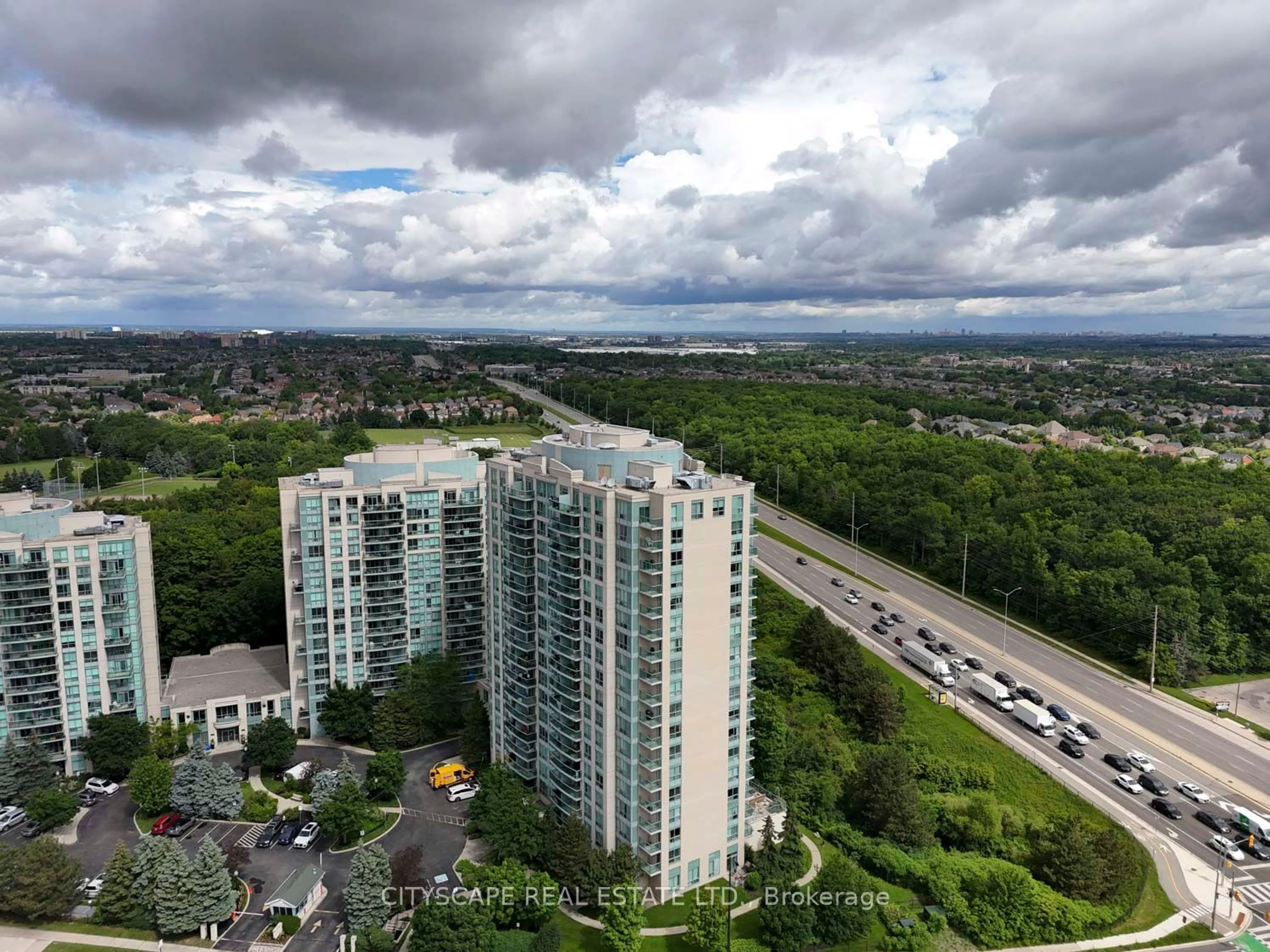 A pic from exterior of the house or condo for 2545 Erin Centre Blvd #1702, Mississauga Ontario L5M 6Z9