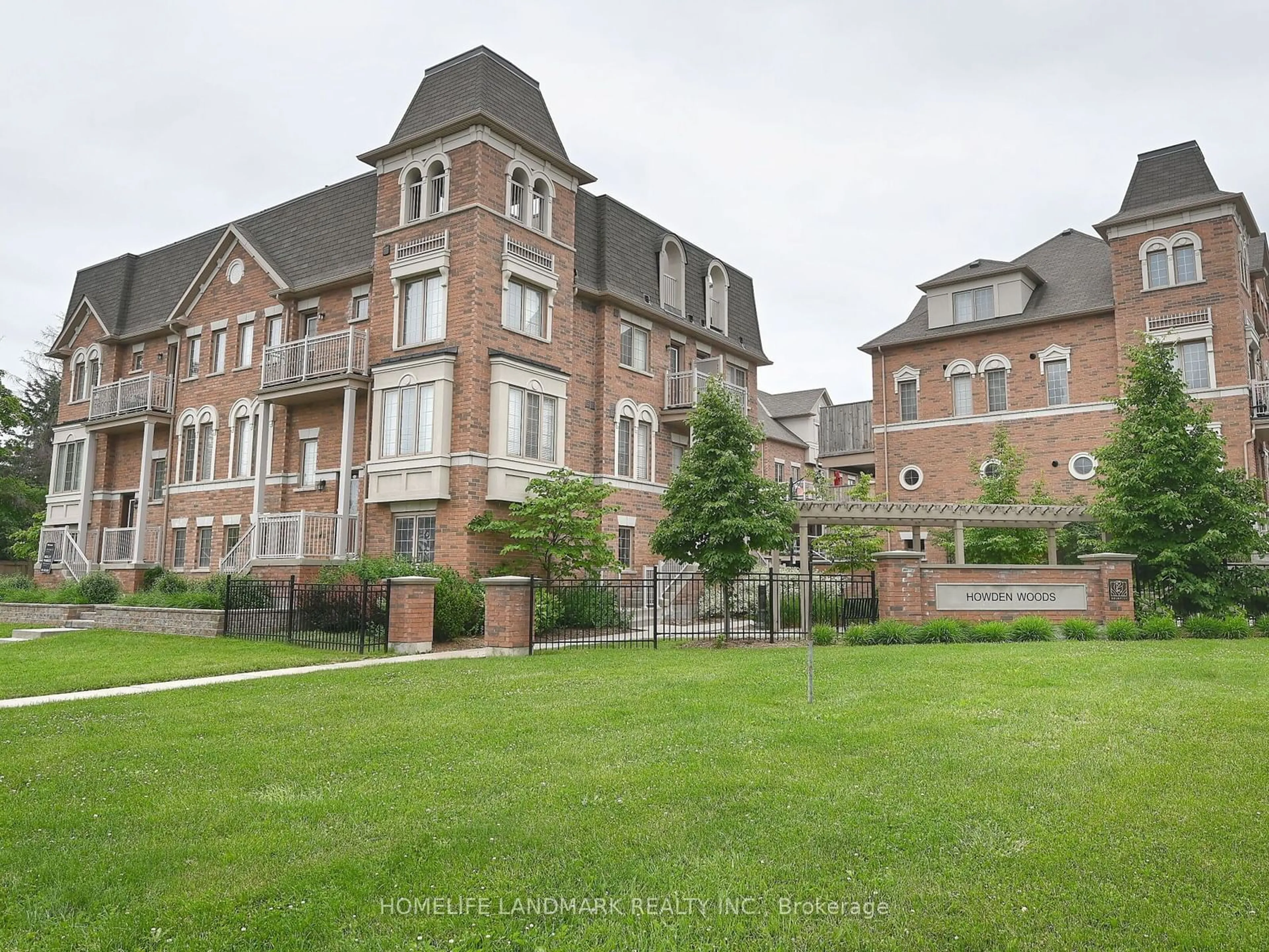 Outside view for 180 Howden Blvd #47, Brampton Ontario L6S 0E6