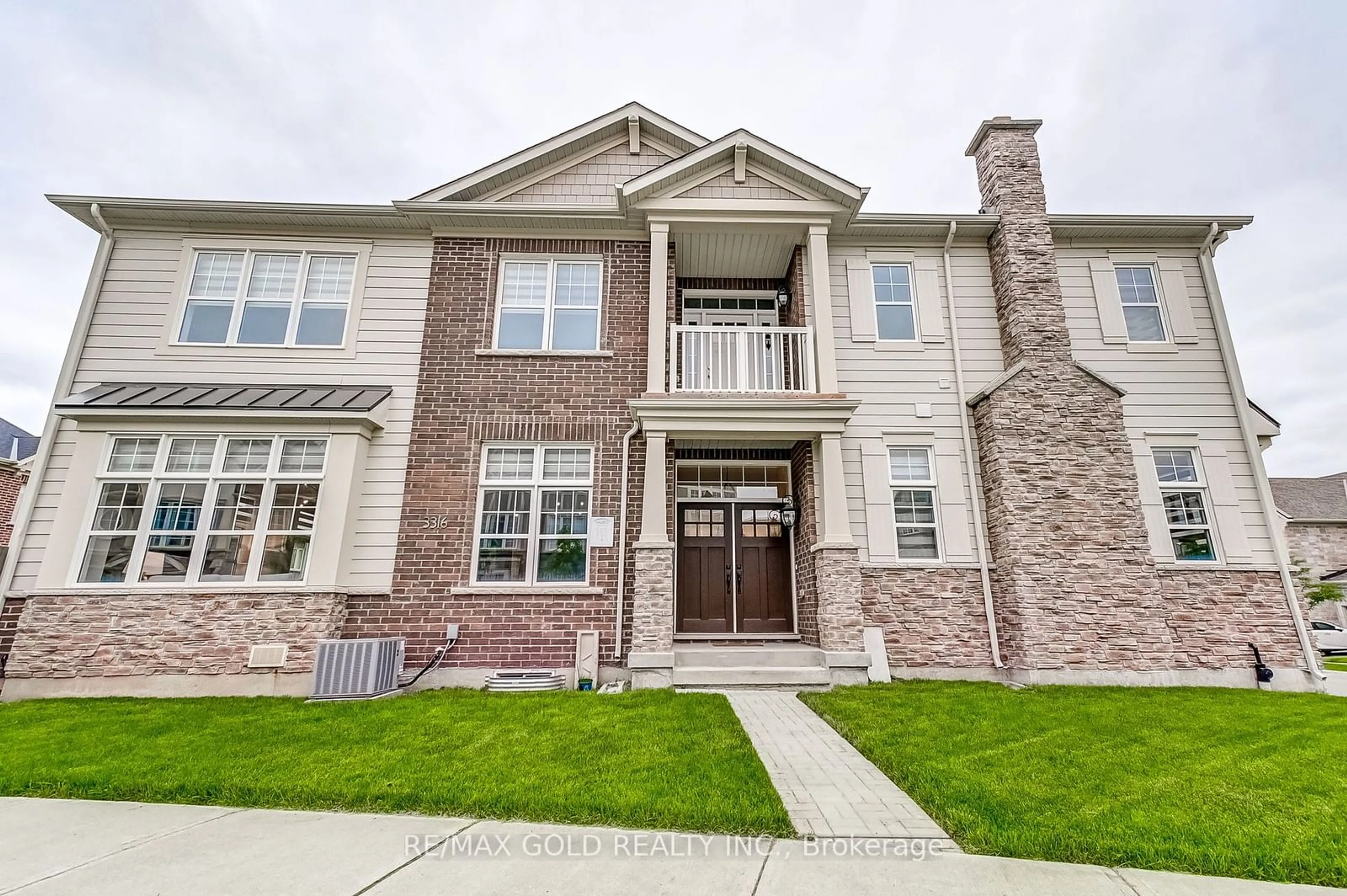 A pic from exterior of the house or condo for 3316 Vardon Way, Oakville Ontario L6M 5K9