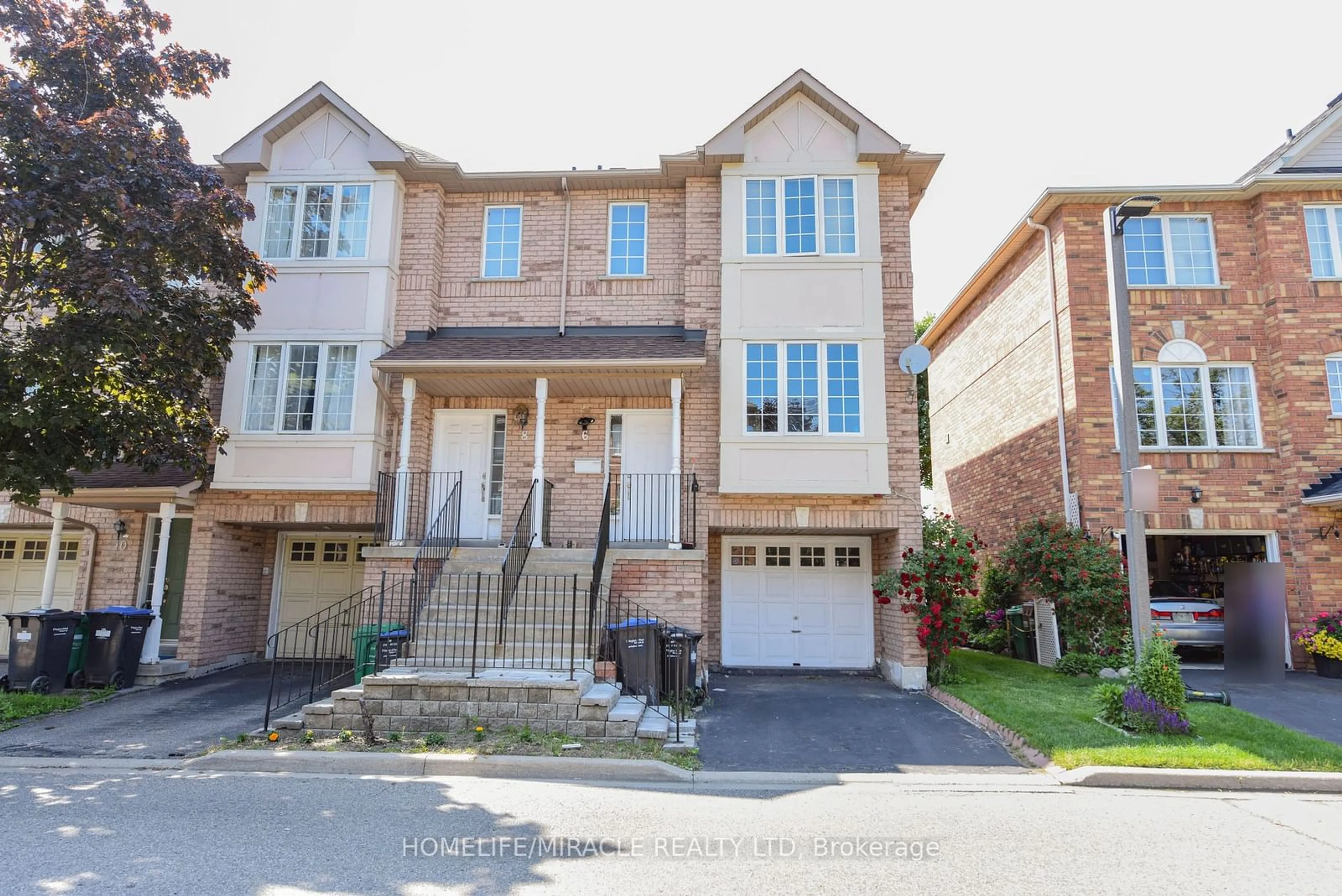 A pic from exterior of the house or condo for 80 Acorn Pl #06, Mississauga Ontario L4Z 4C6