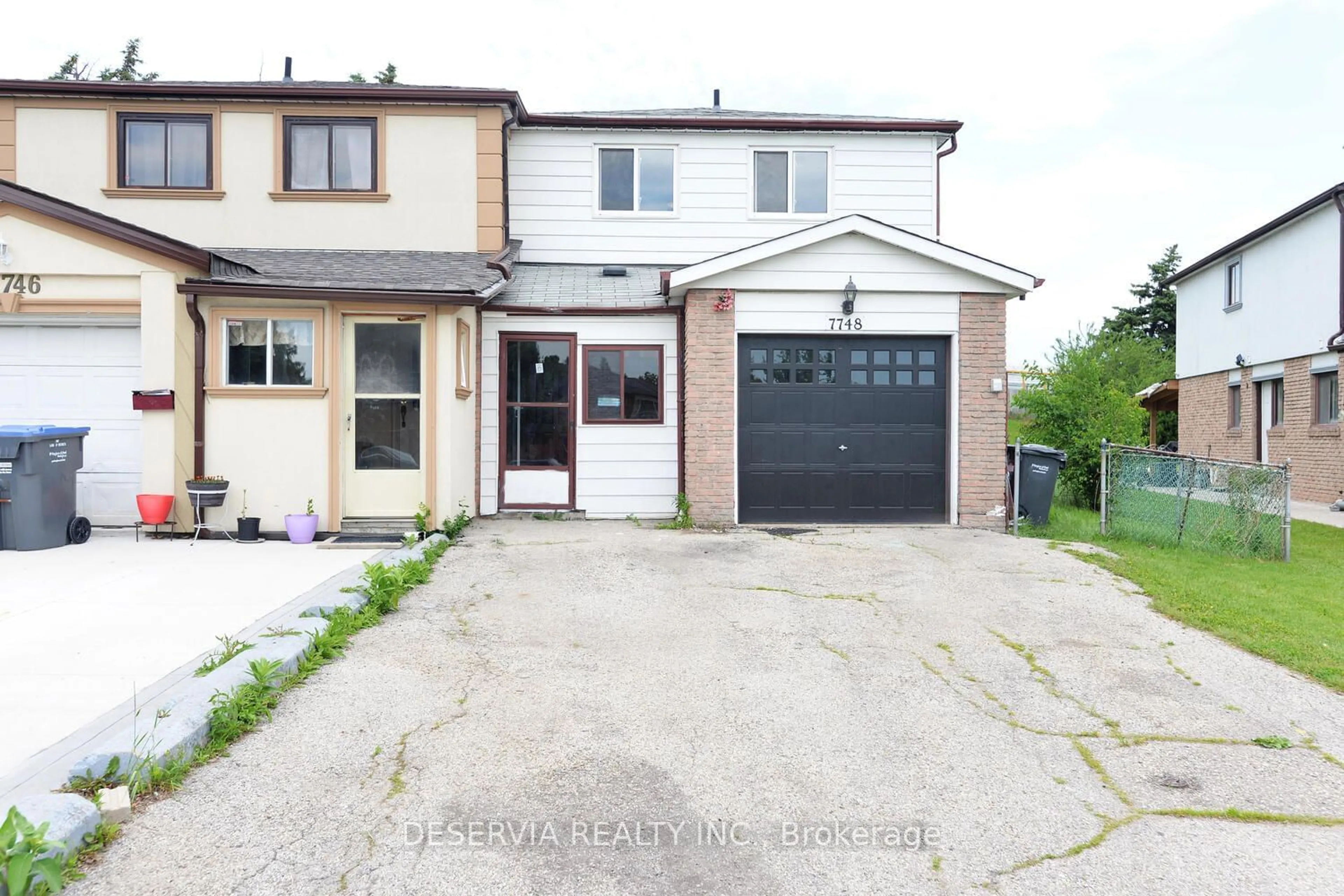 Frontside or backside of a home for 7748 Benavon Rd, Mississauga Ontario L4T 3G3