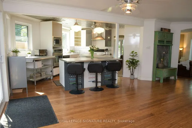 Additional property image - 6715 5 Line
