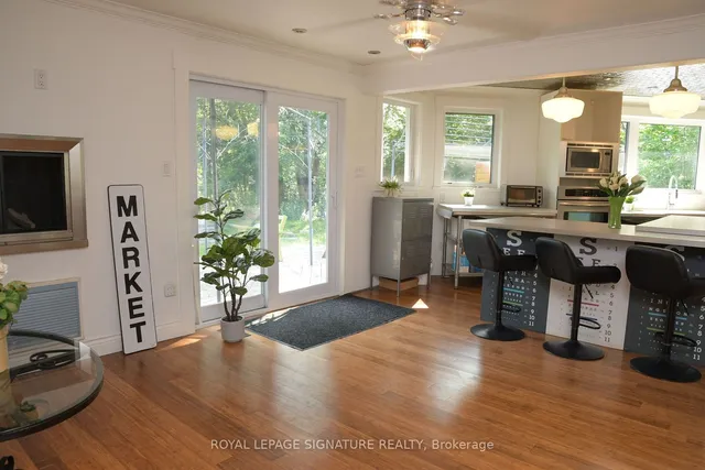 Additional property image - 6715 5 Line