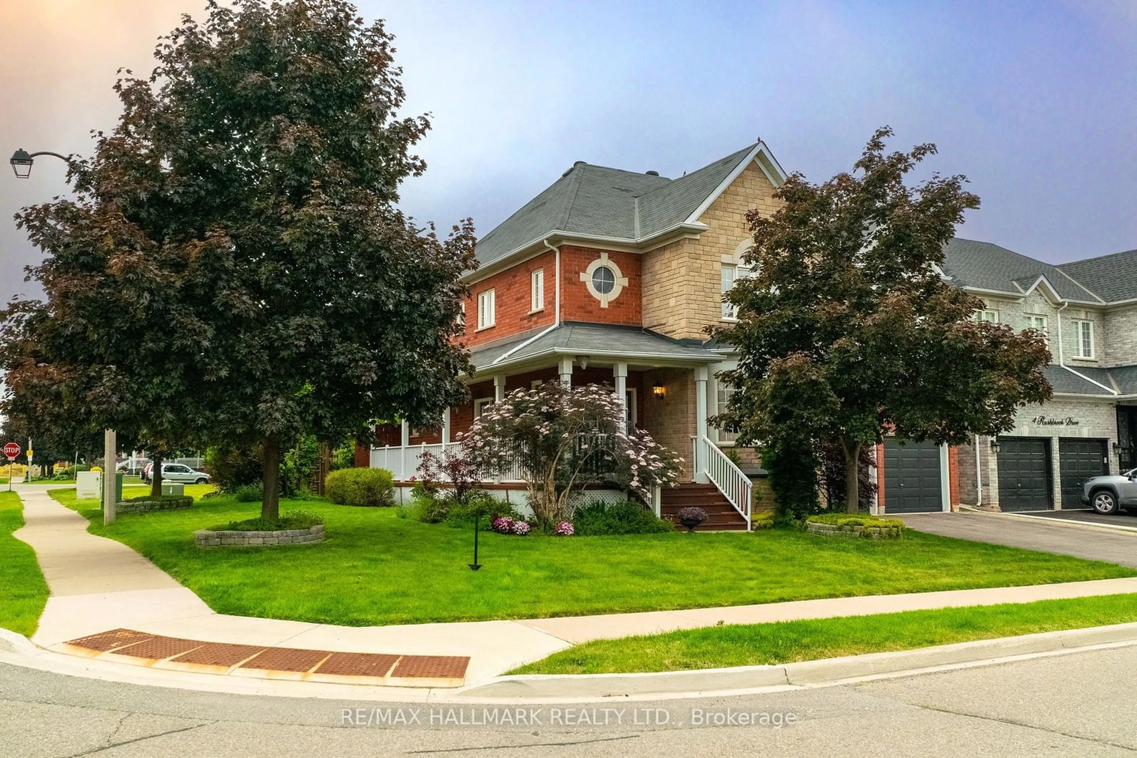 Frontside or backside of a home for 2 Rushbrook Dr, Brampton Ontario L6P 1C6