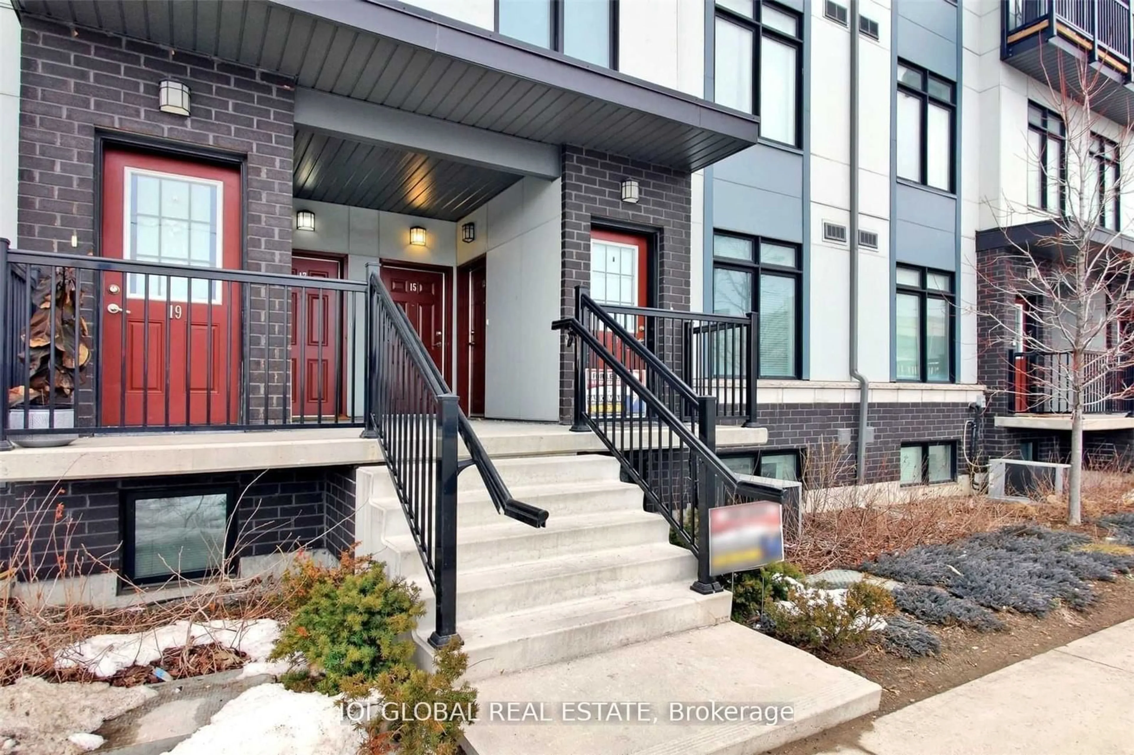 A pic from exterior of the house or condo for 630 Rogers Rd #15, Toronto Ontario M6M 0B4