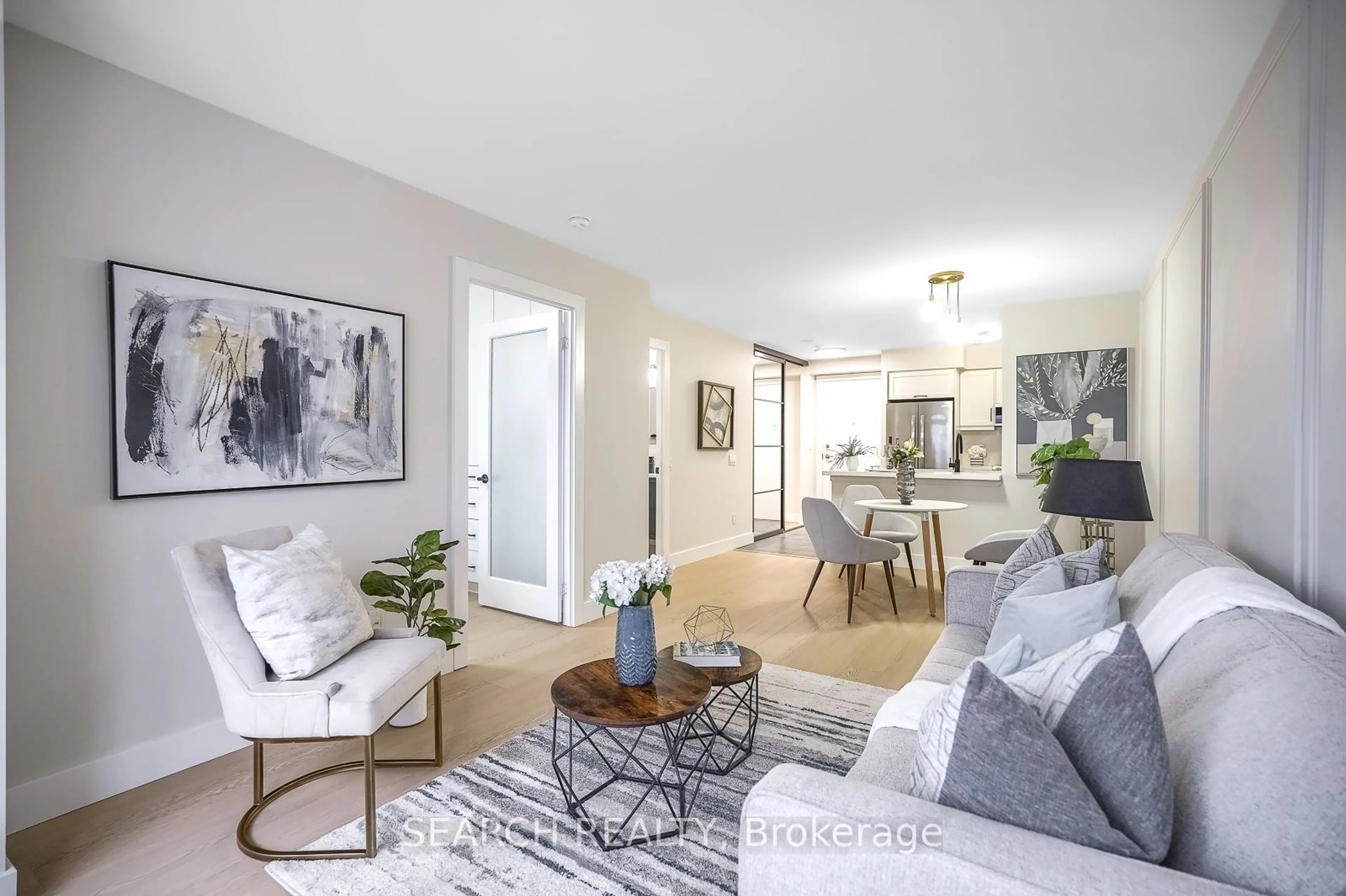 Living room for 60 Heintzman St #1028, Toronto Ontario M6P 5A1