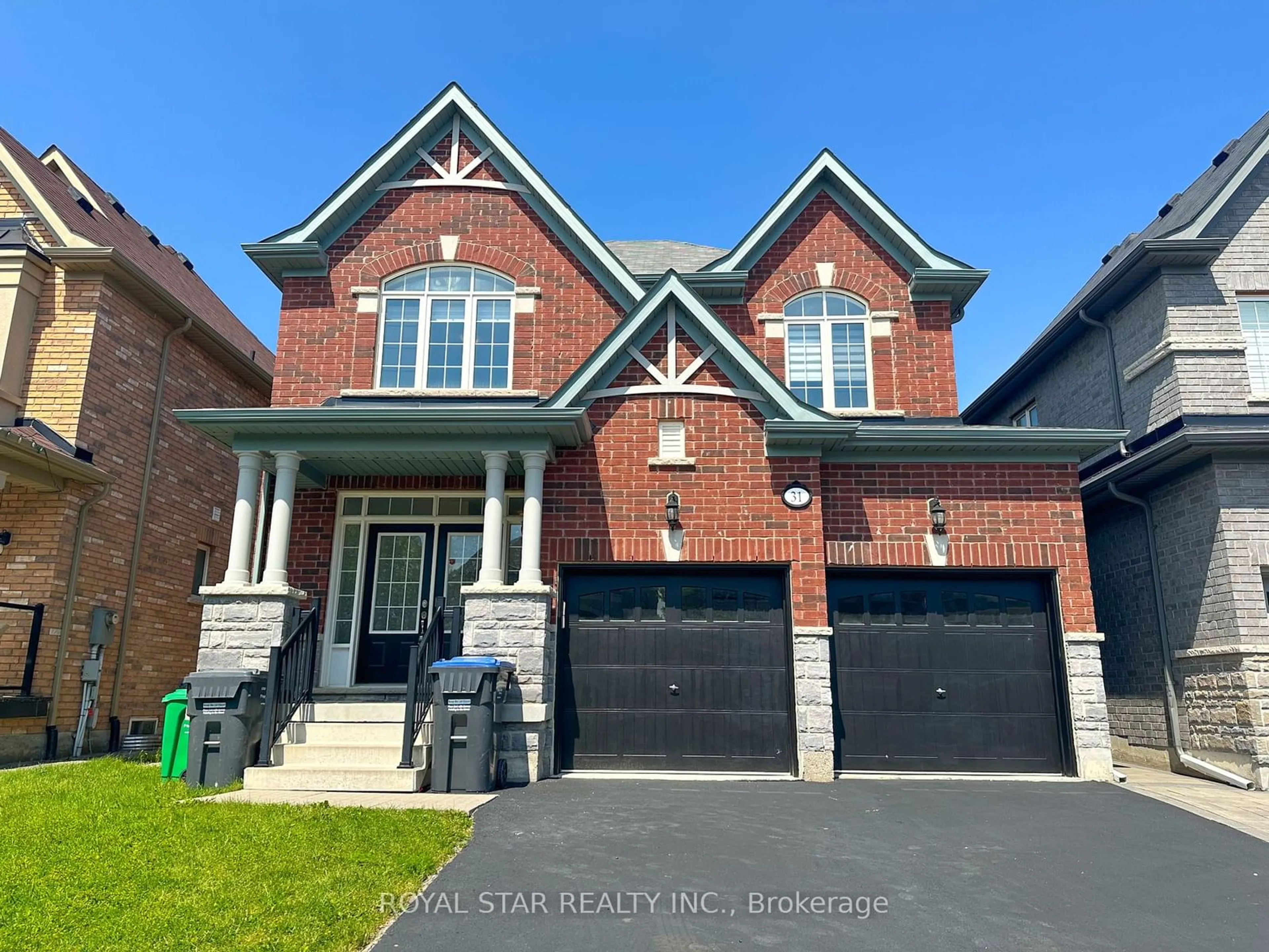 Home with brick exterior material for 31 Perdita Rd, Brampton Ontario L6Y 6B3