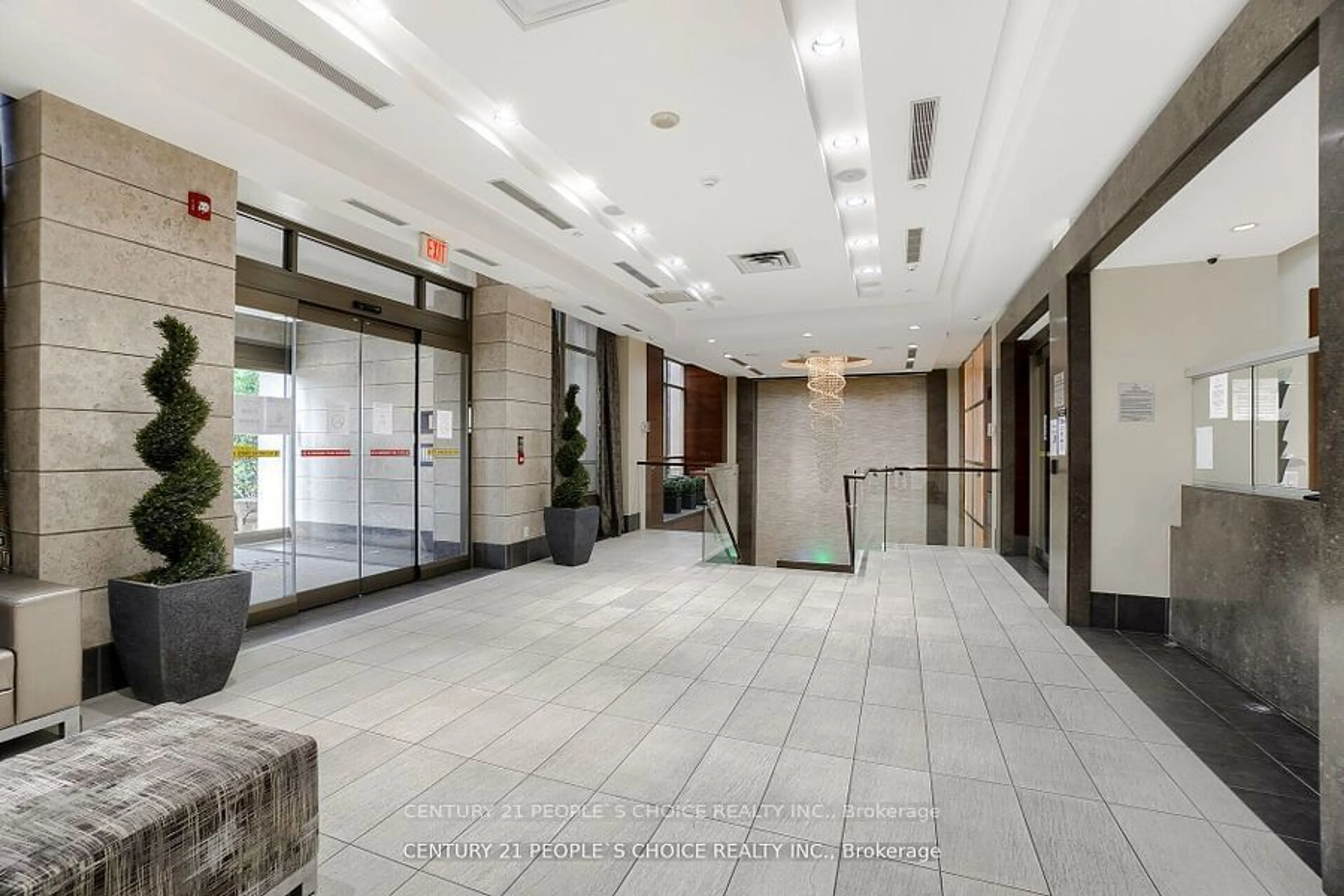 Indoor lobby for 310 Burnhamthorpe Rd #610, Mississauga Ontario L5B 3Y5