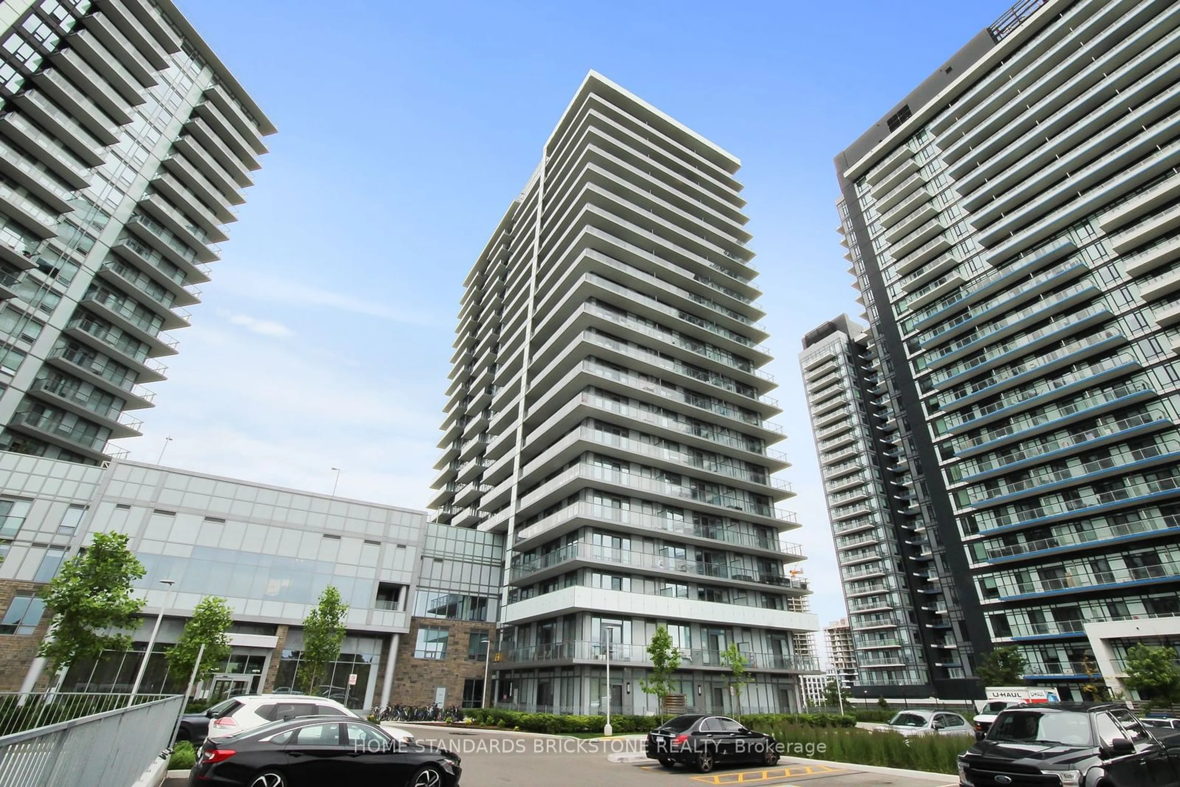 A pic from exterior of the house or condo for 4675 Metcalfe Ave #603, Mississauga Ontario L5M 0A8