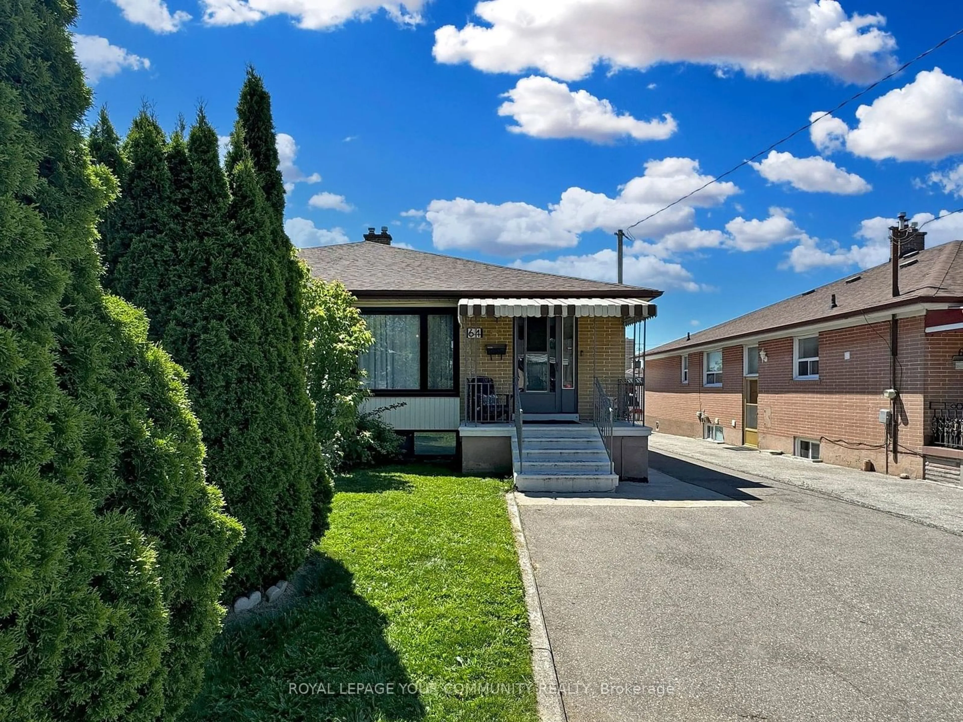 Outside view for 64 Foxrun Ave, Toronto Ontario M3L 1L8