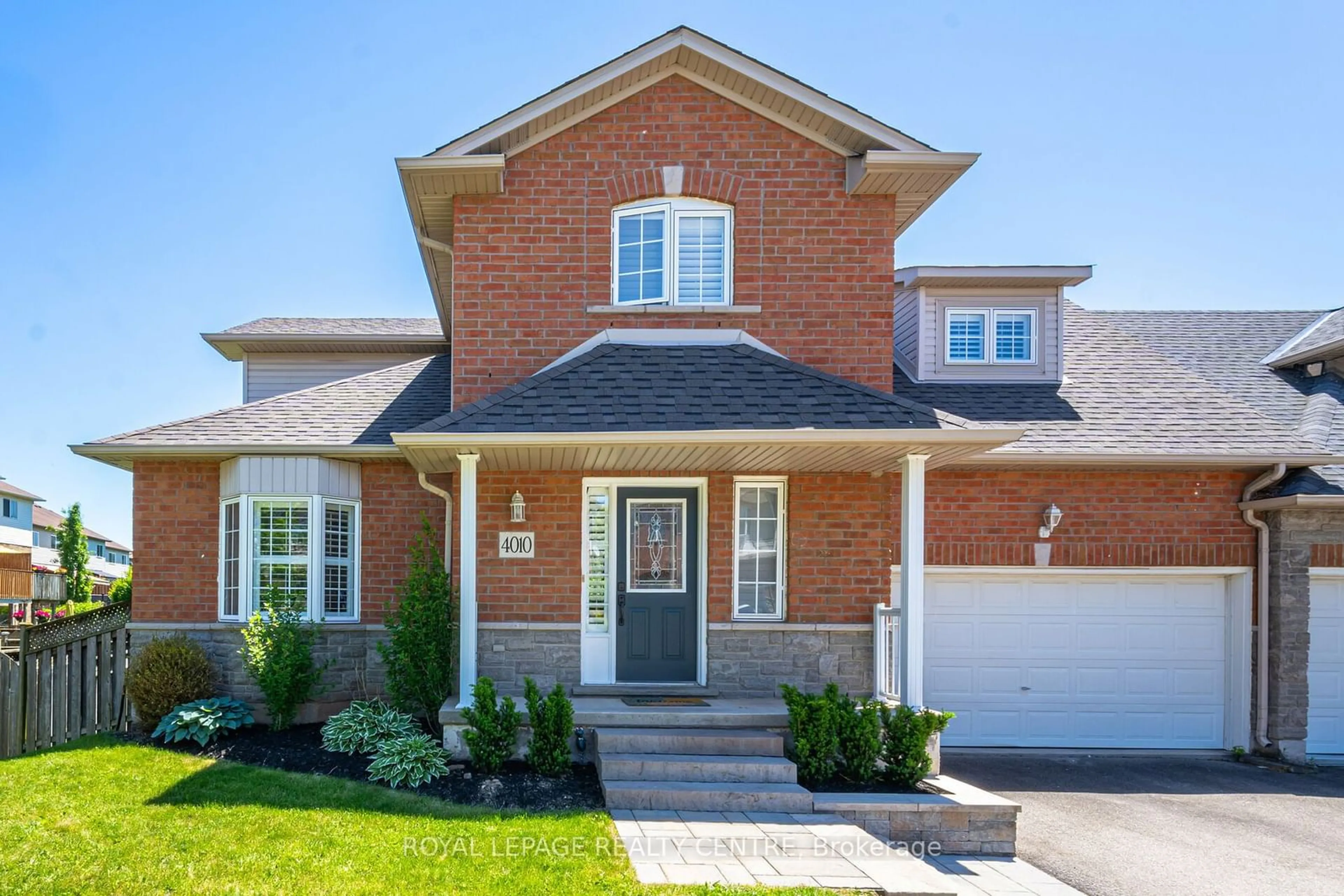 Home with brick exterior material for 4010 Medland Dr, Burlington Ontario L7M 4W7
