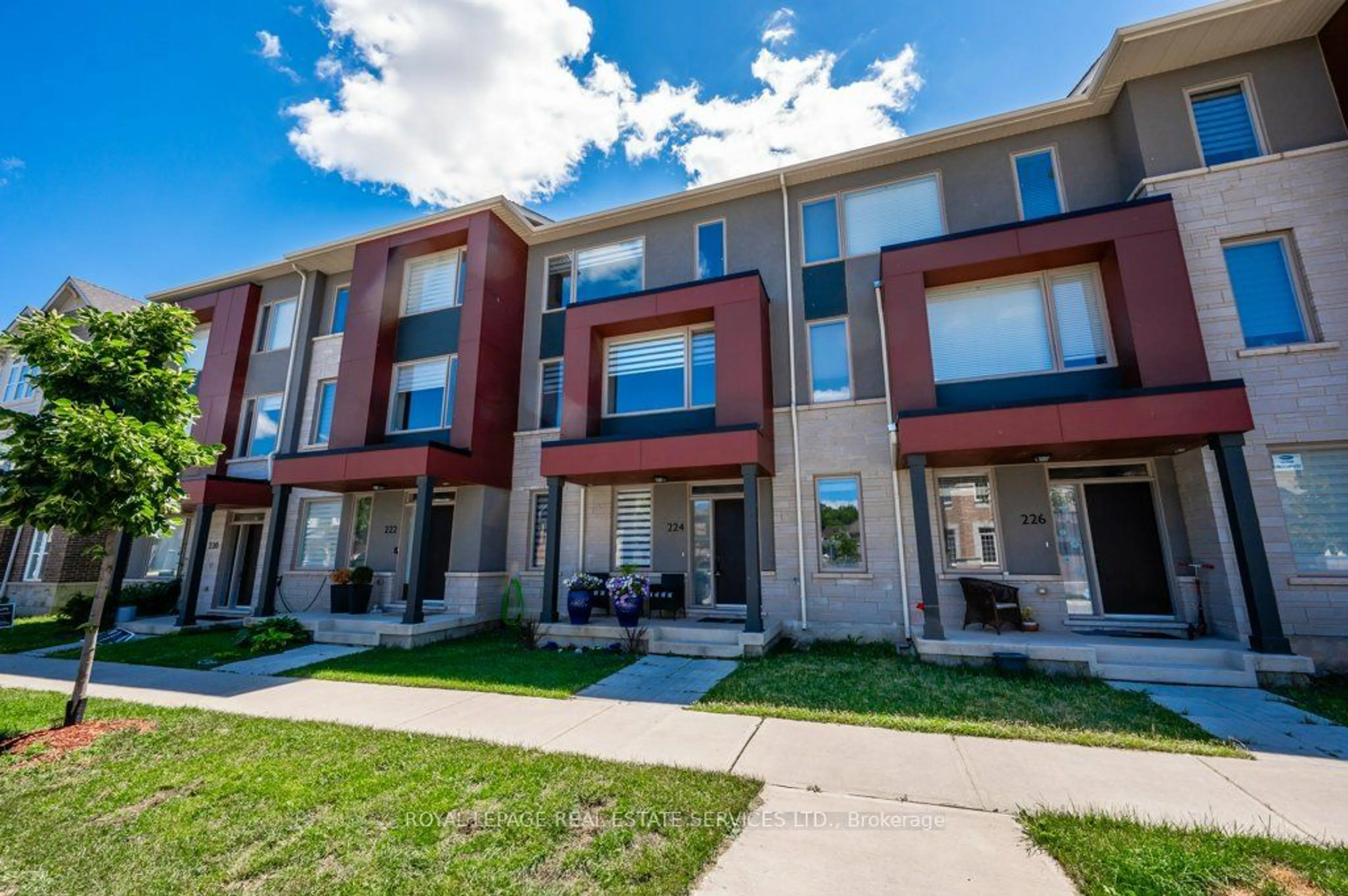A pic from exterior of the house or condo for 224 Harold Dent Tr, Oakville Ontario L6M 1S2