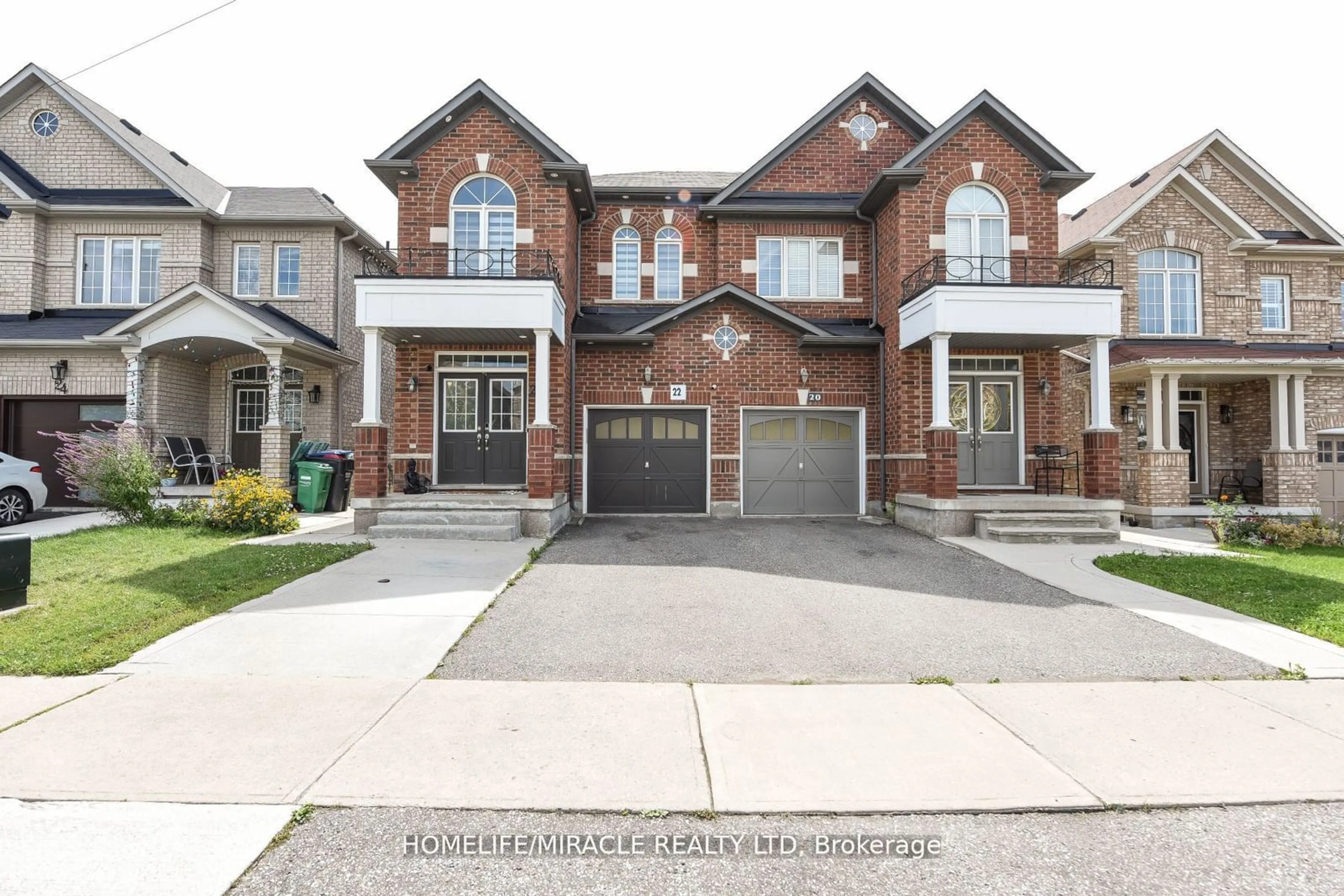 Home with brick exterior material for 22 Long Branch Tr, Brampton Ontario L6P 3V4