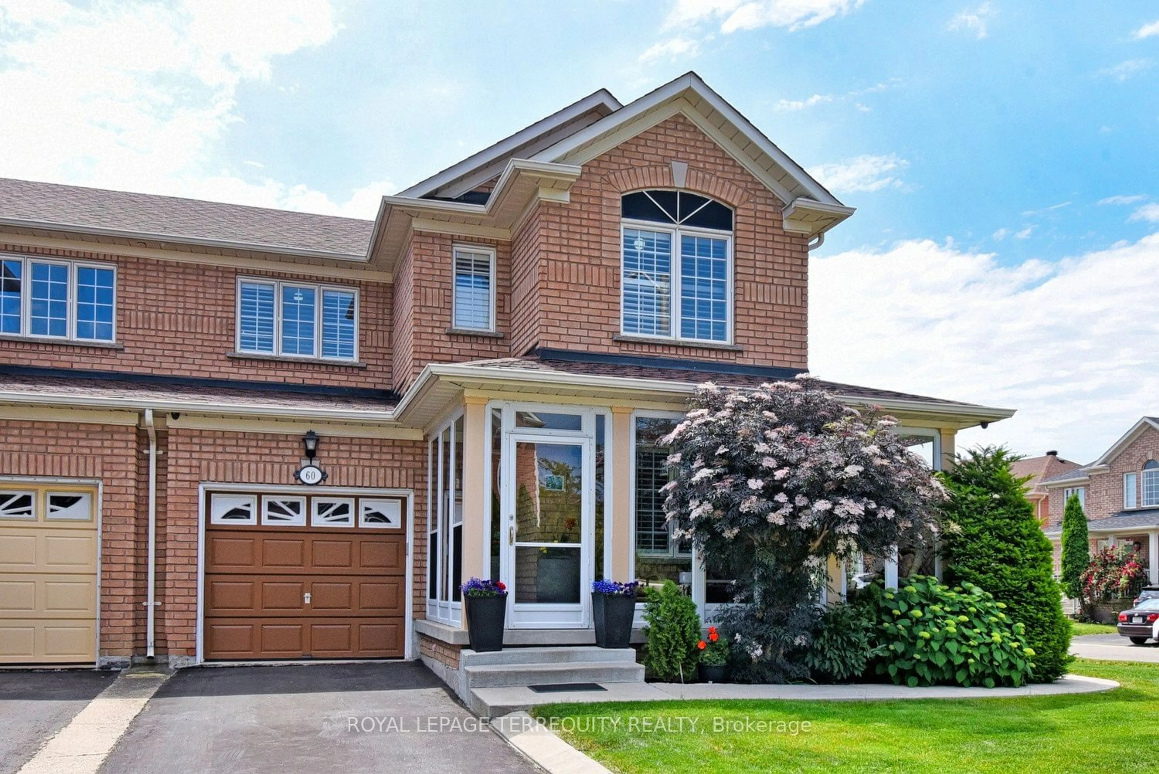 Home with brick exterior material for 60 Nostalgia Crt, Brampton Ontario L6X 5C6