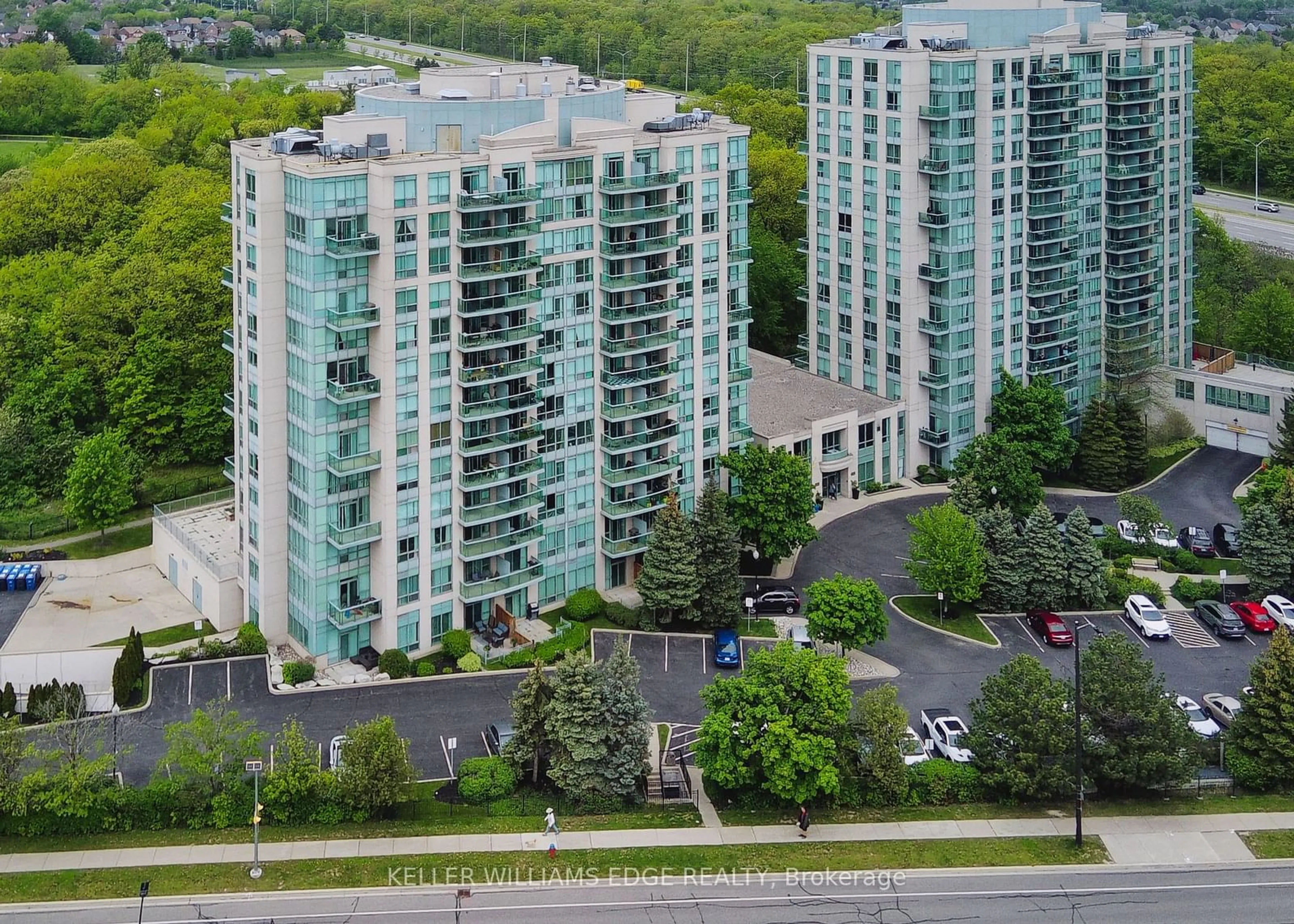 A pic from exterior of the house or condo for 2585 Erin Centre Blvd #802, Mississauga Ontario L5M 6Z7