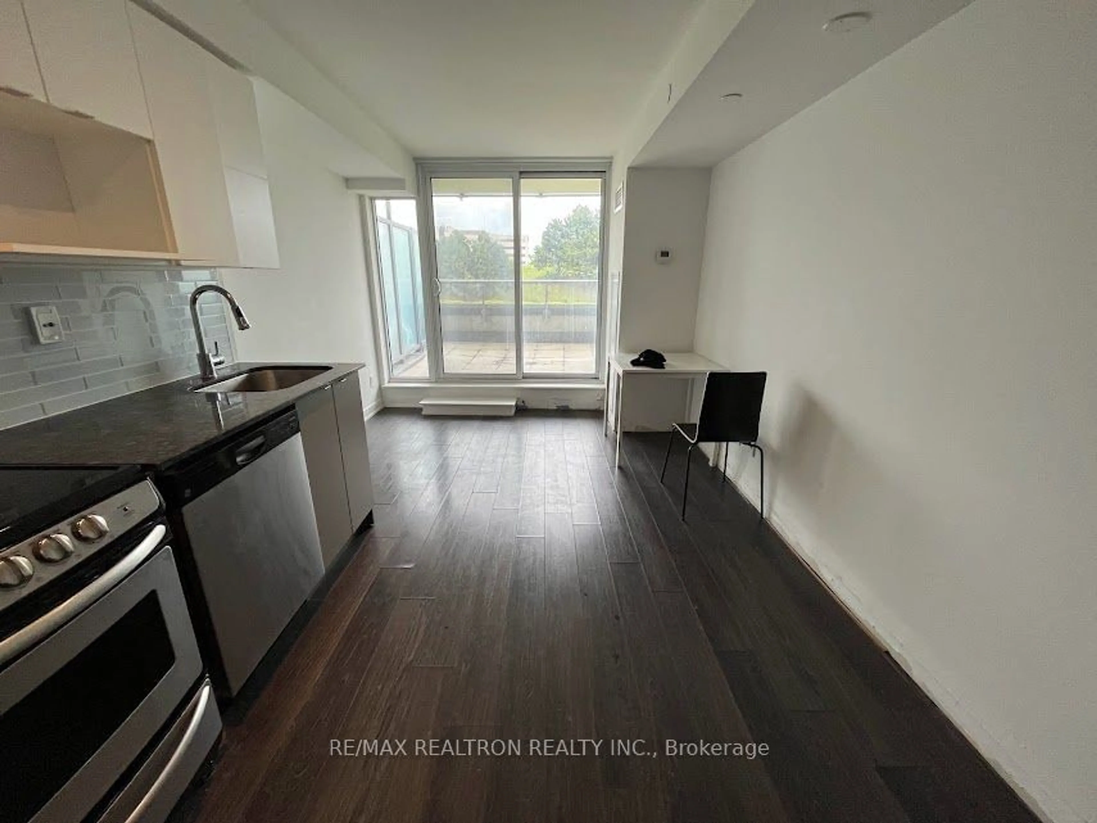 A pic of a room for 160 Flemington Rd #307, Toronto Ontario M6A 0A9