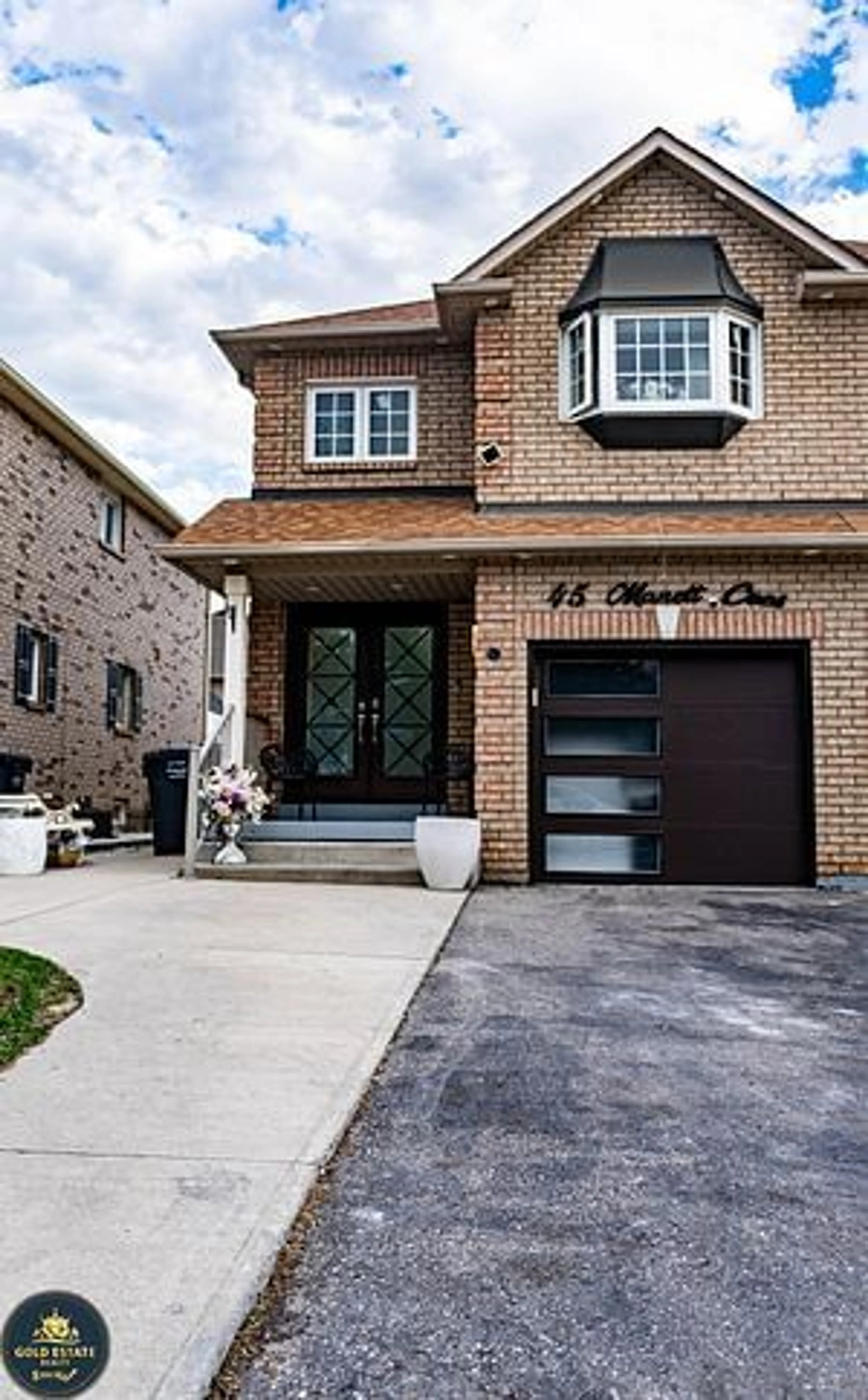 Home with brick exterior material for 45 Manett Cres, Brampton Ontario L6X 4X4