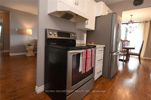 Additional property image - 2055 Upper Middle Rd Unit 1610