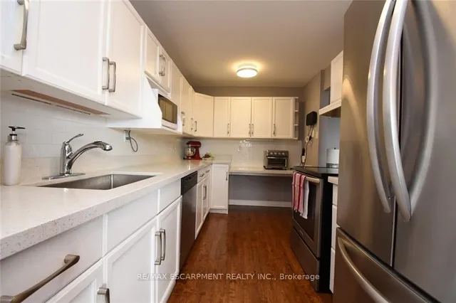 Additional property image - 2055 Upper Middle Rd Unit 1610
