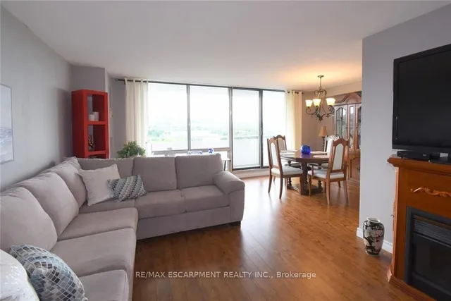 Additional property image - 2055 Upper Middle Rd Unit 1610
