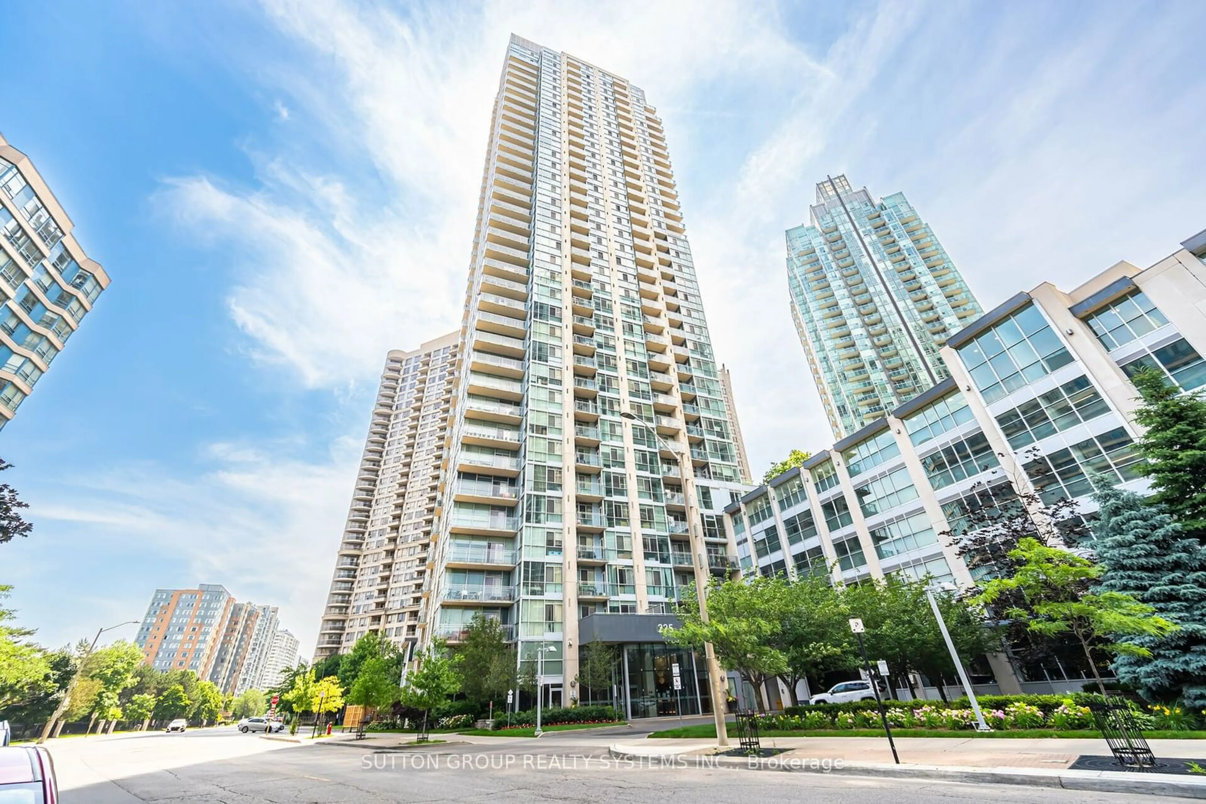 A pic from exterior of the house or condo for 225 Webb Dr #2708, Mississauga Ontario L5B 4P2