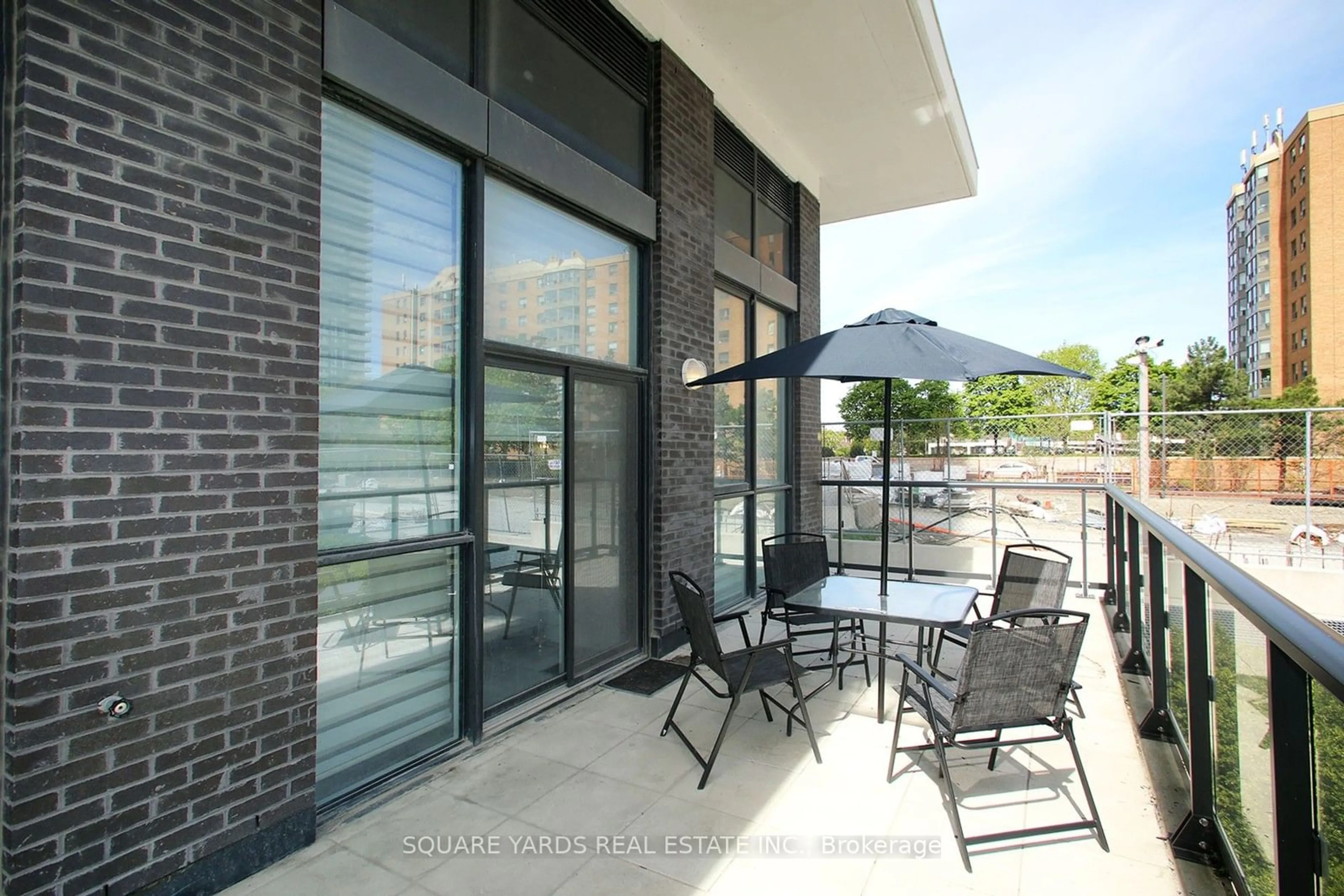 Patio for 35 Watergarden Dr #116, Mississauga Ontario L5R 0G8