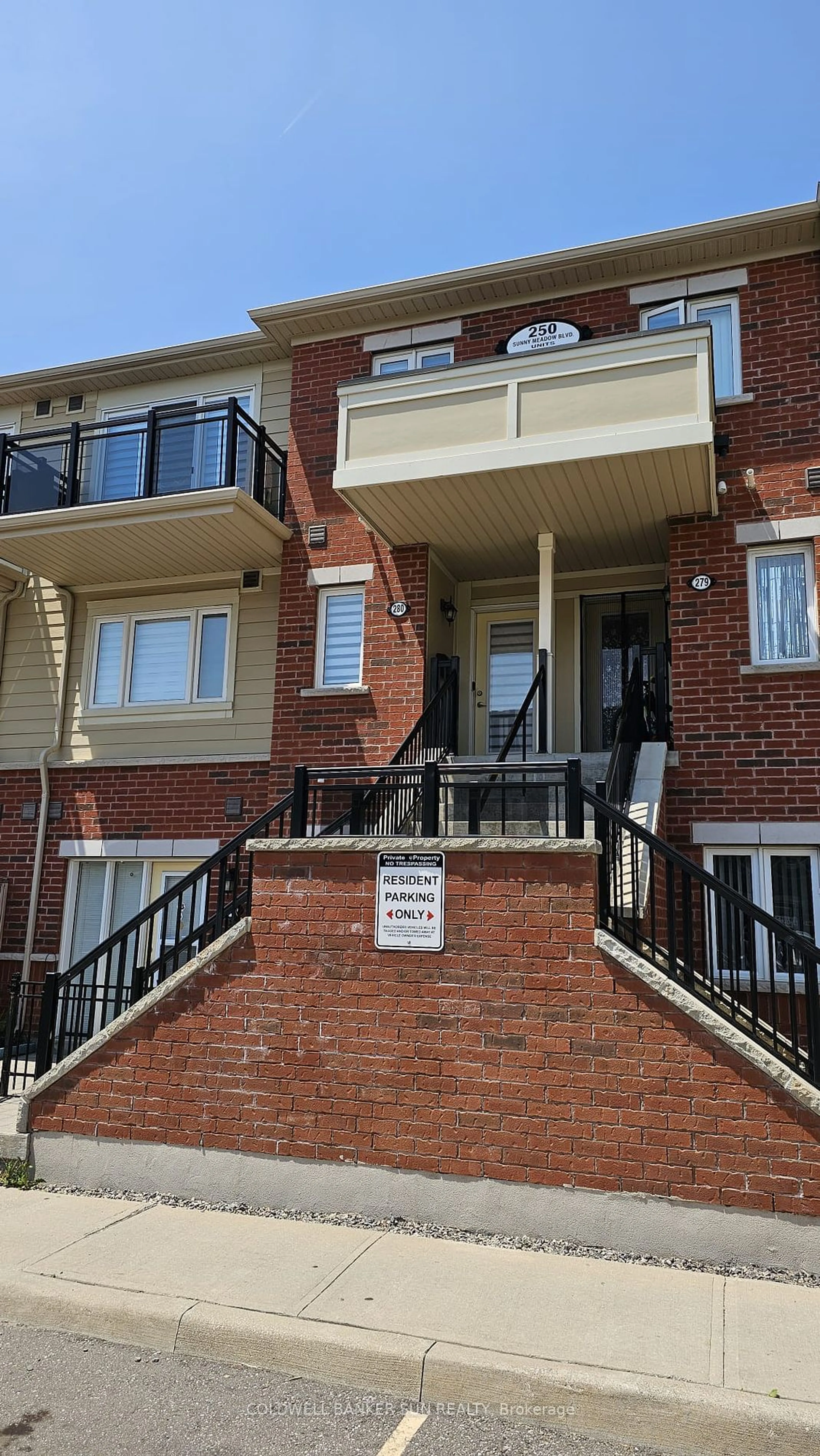 A pic from exterior of the house or condo for 250 Sunny Meadow Blvd #280, Brampton Ontario L6R 3Y6