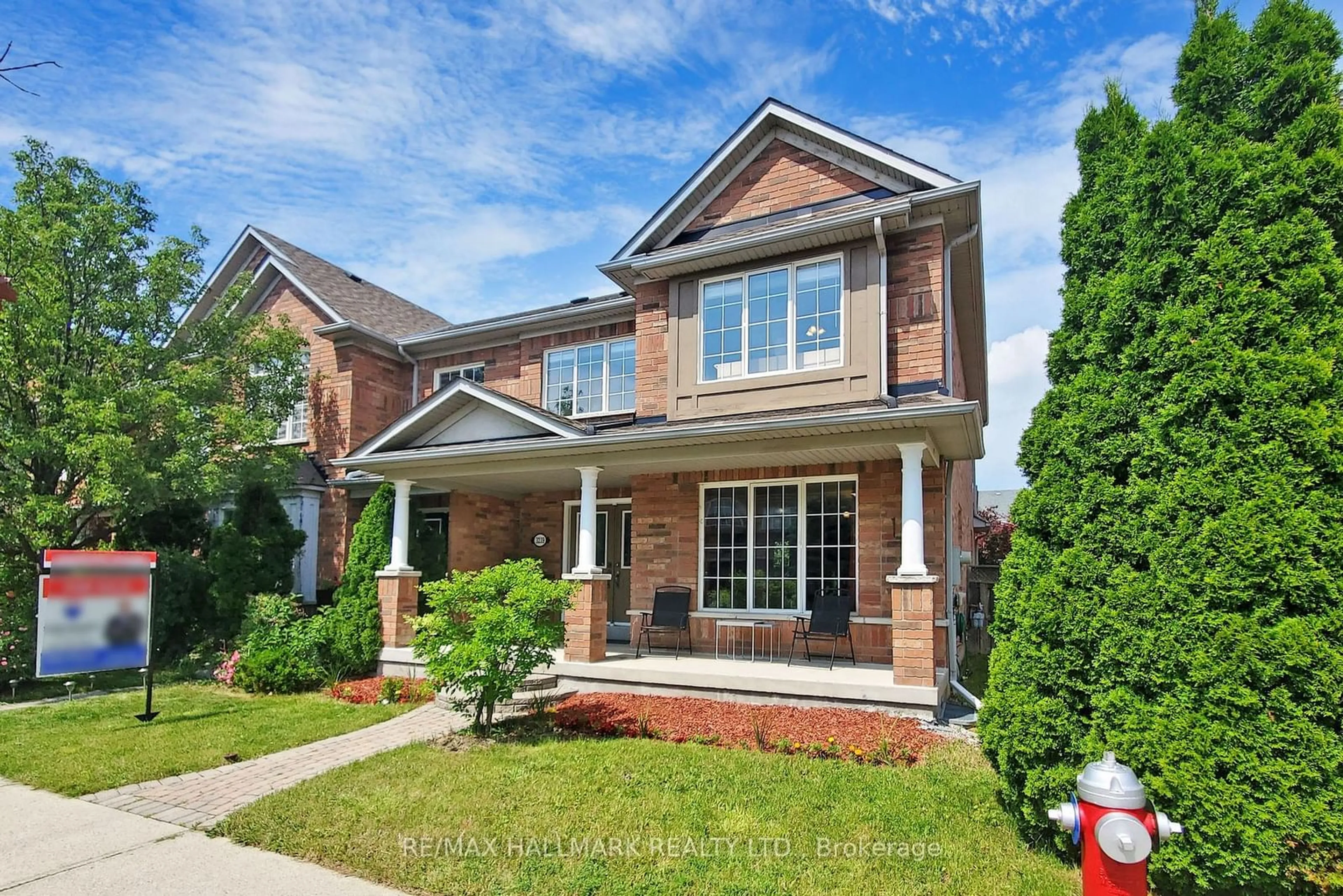 Home with brick exterior material for 3239 Equestrian Cres, Mississauga Ontario L5M 6S9