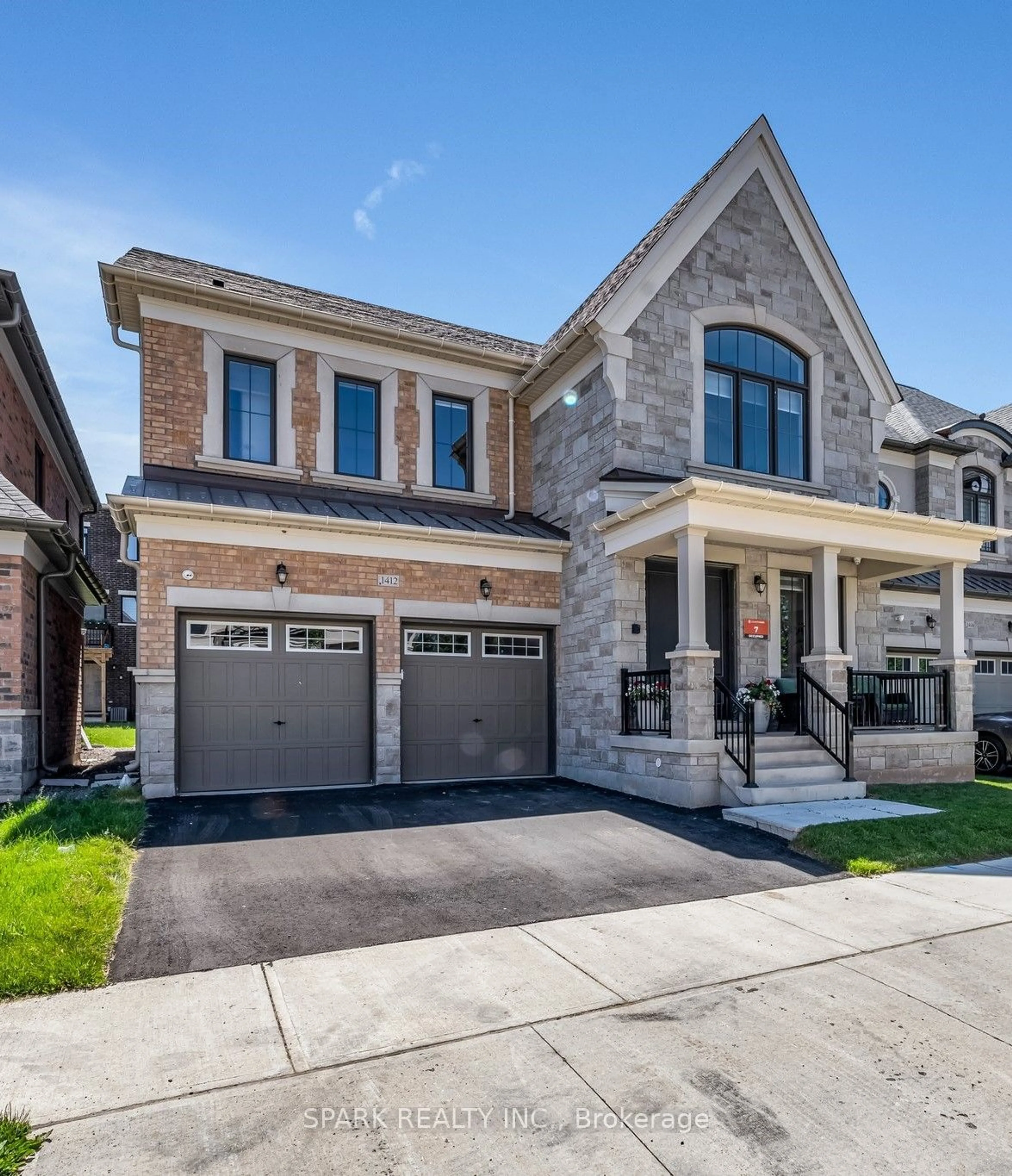 Home with brick exterior material for 1412 Yellow Rose Circ, Oakville Ontario L6M 5L2