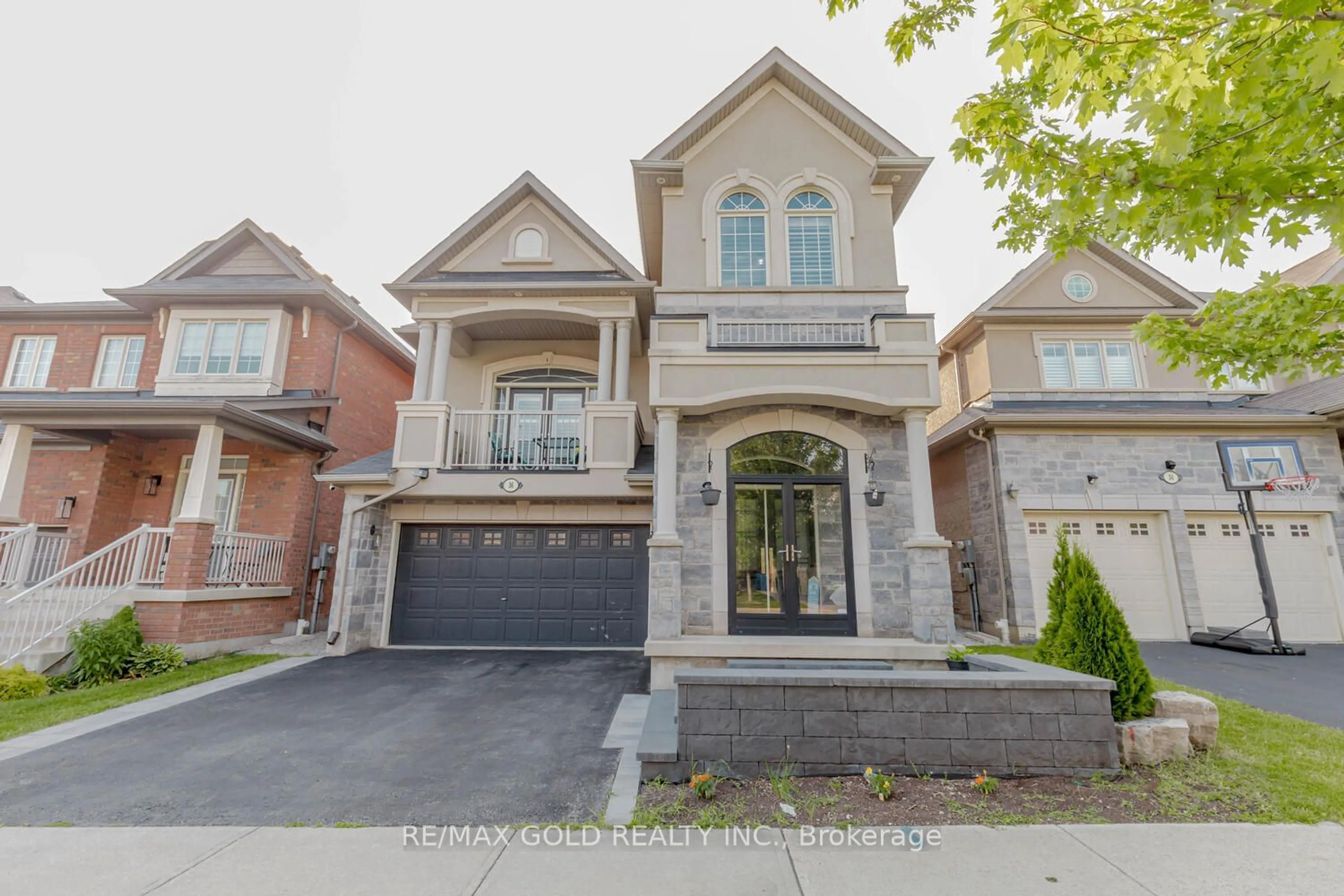 Frontside or backside of a home for 36 Attraction Dr, Brampton Ontario L6Y 2Z8