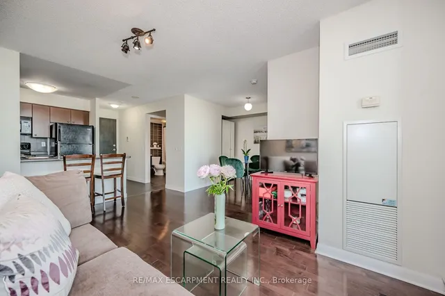 Additional property image - 235 Sherway Gardens Rd Unit 709