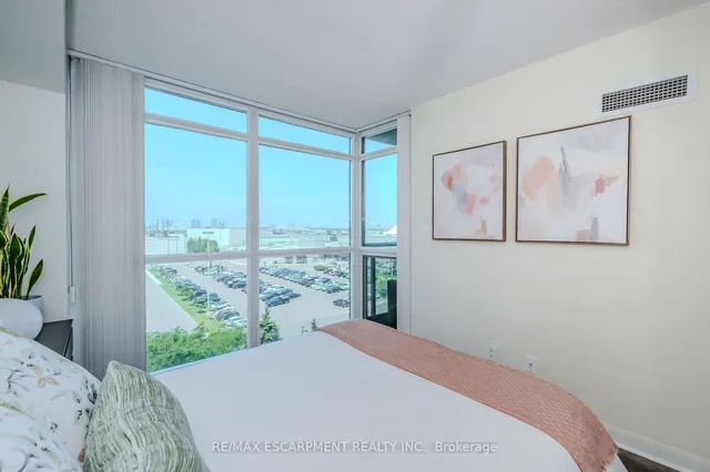 Additional property image - 235 Sherway Gardens Rd Unit 709