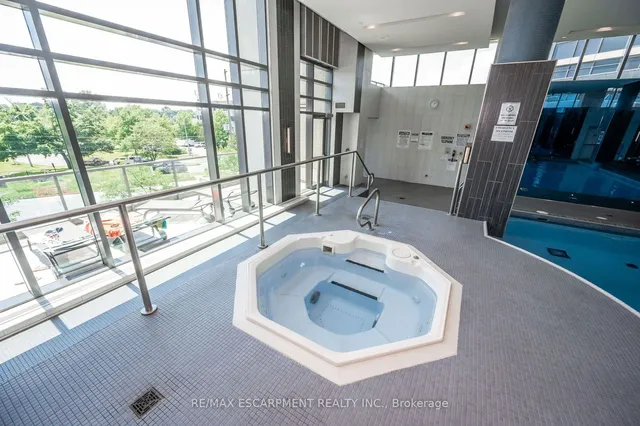 Additional property image - 235 Sherway Gardens Rd Unit 709