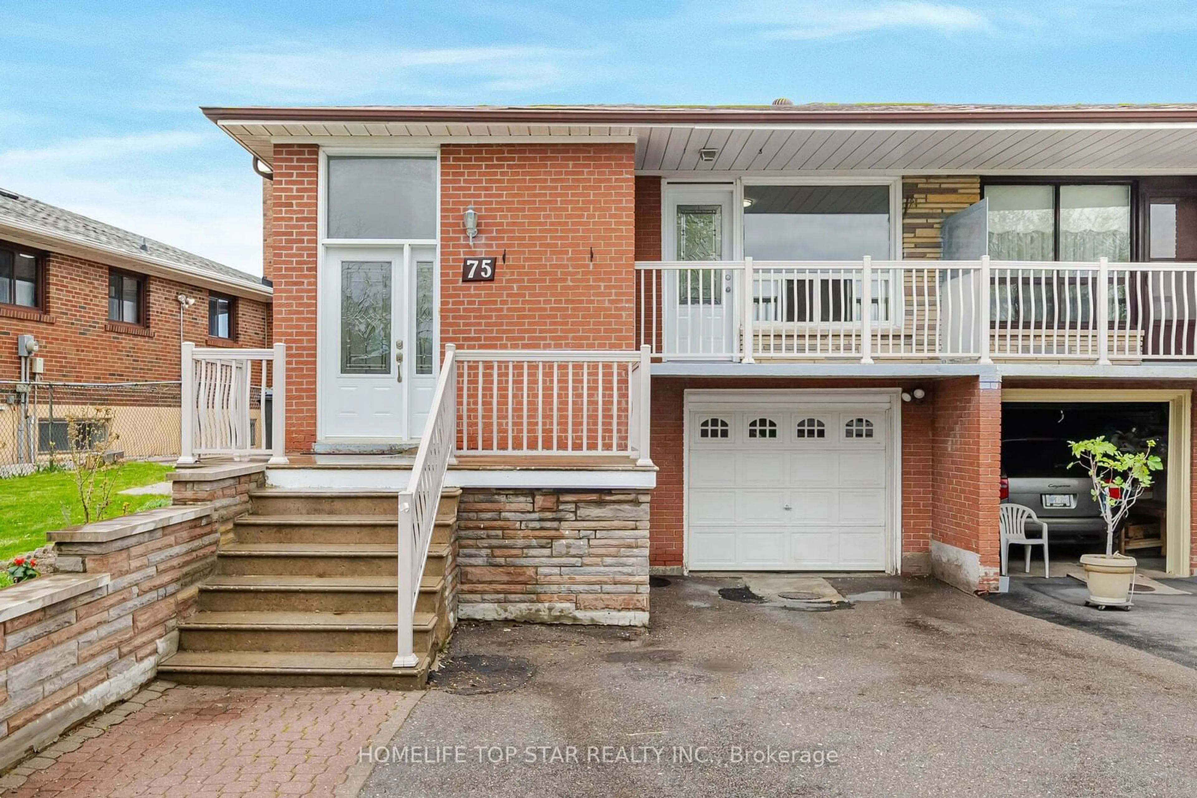 A pic from exterior of the house or condo for 75 Hisey Cres, Toronto Ontario M3N 1T9